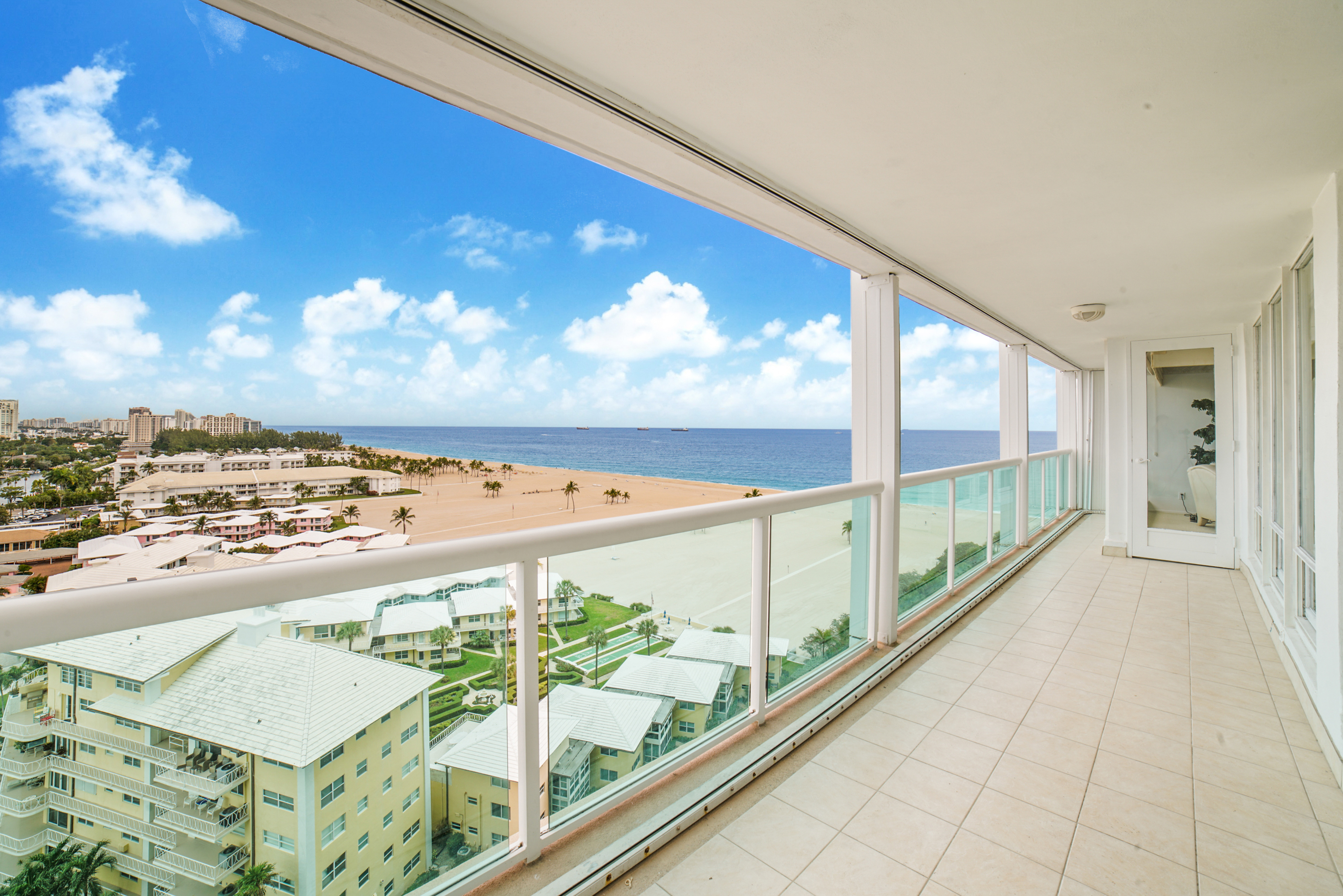 2100 S Ocean Lane #1206 