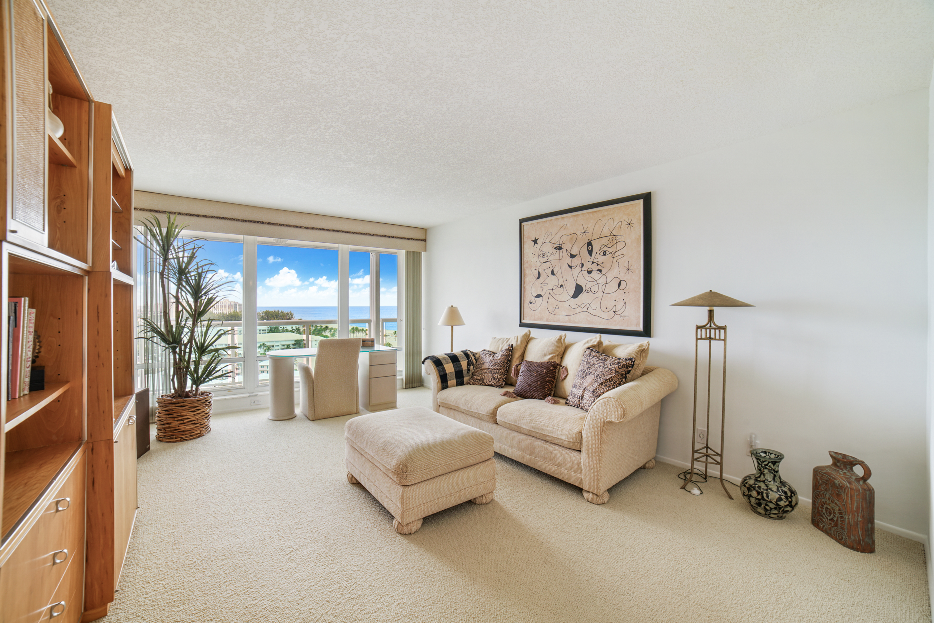 2100 S Ocean Lane #1206 