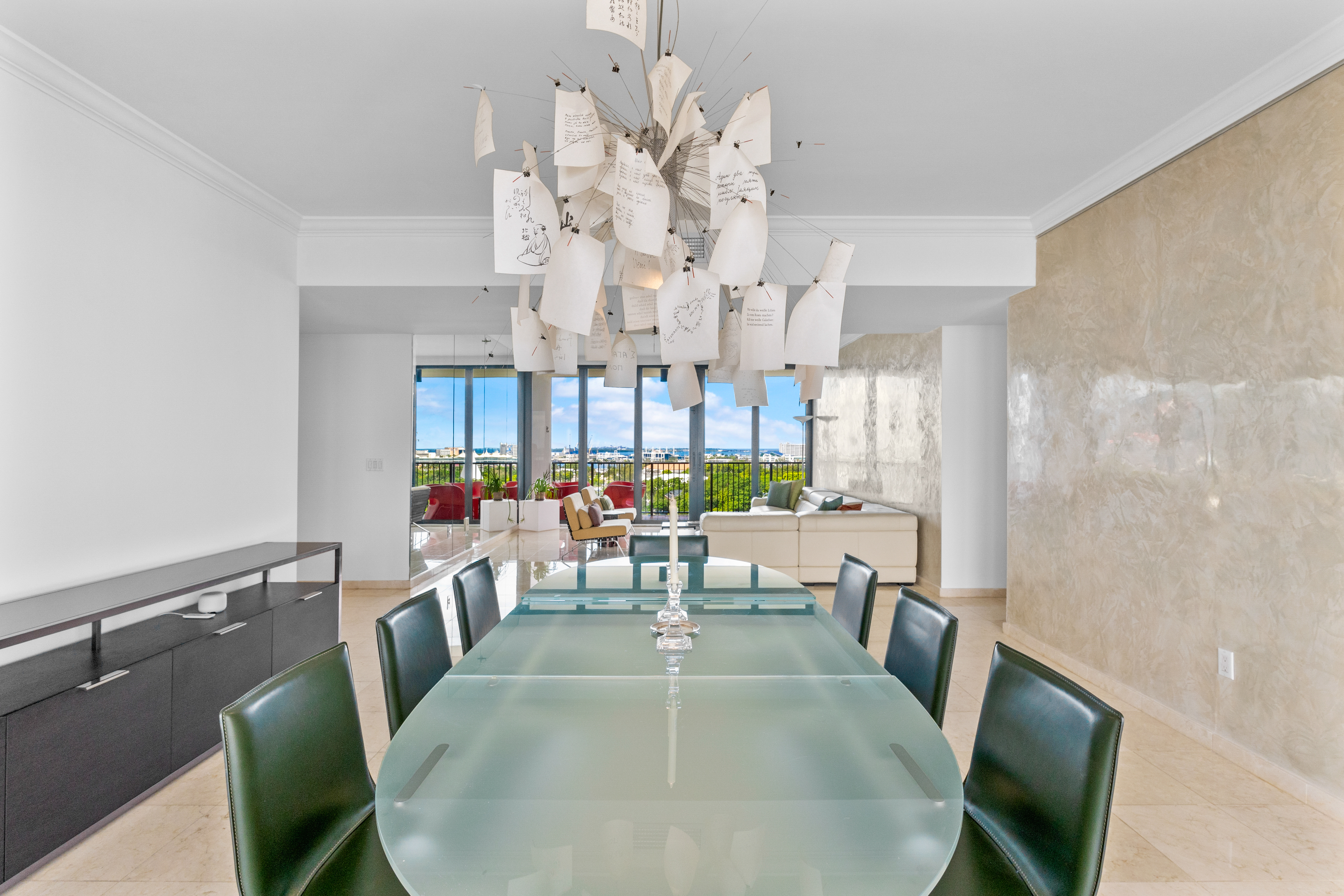 1000 Venetian Way 1103