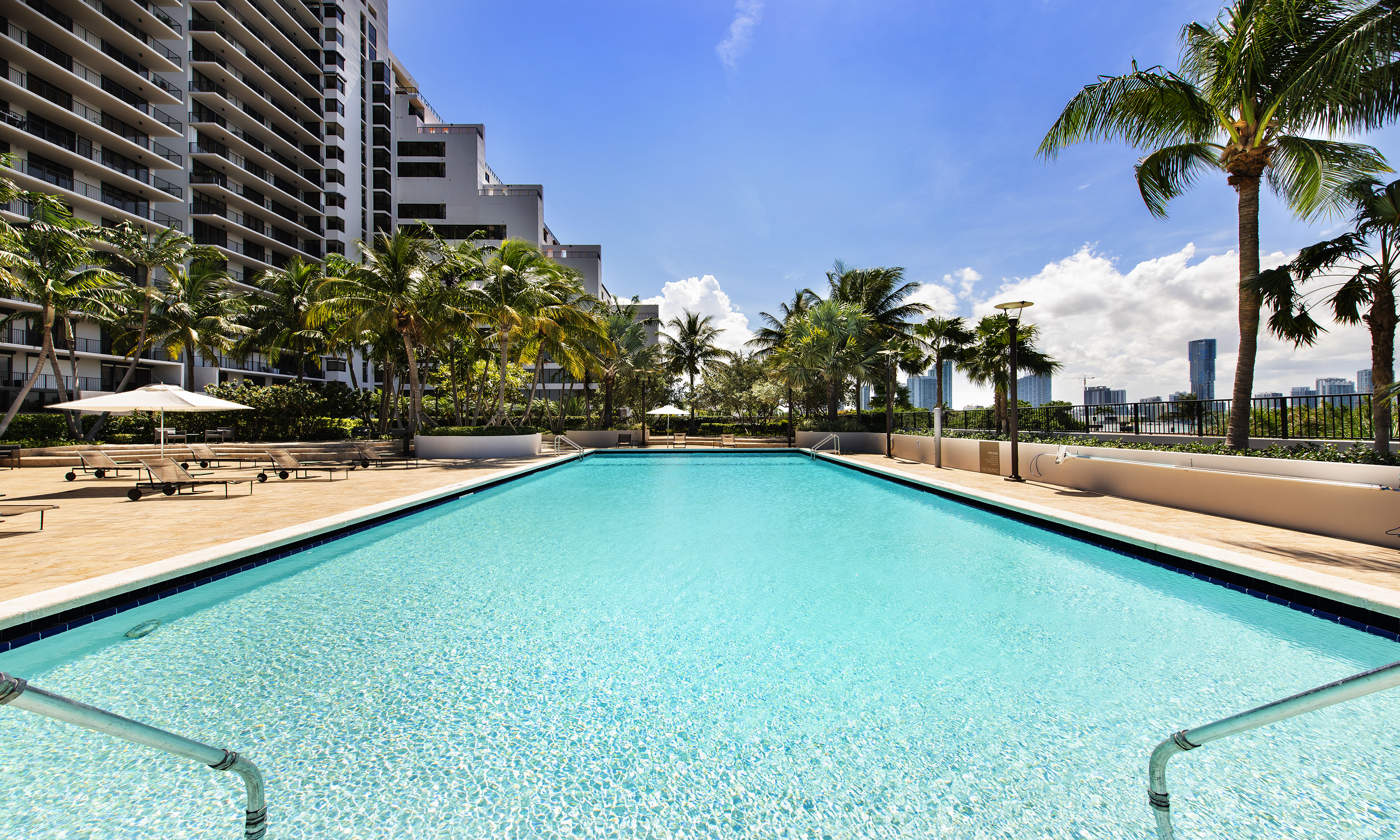 1000 Venetian Way 1103