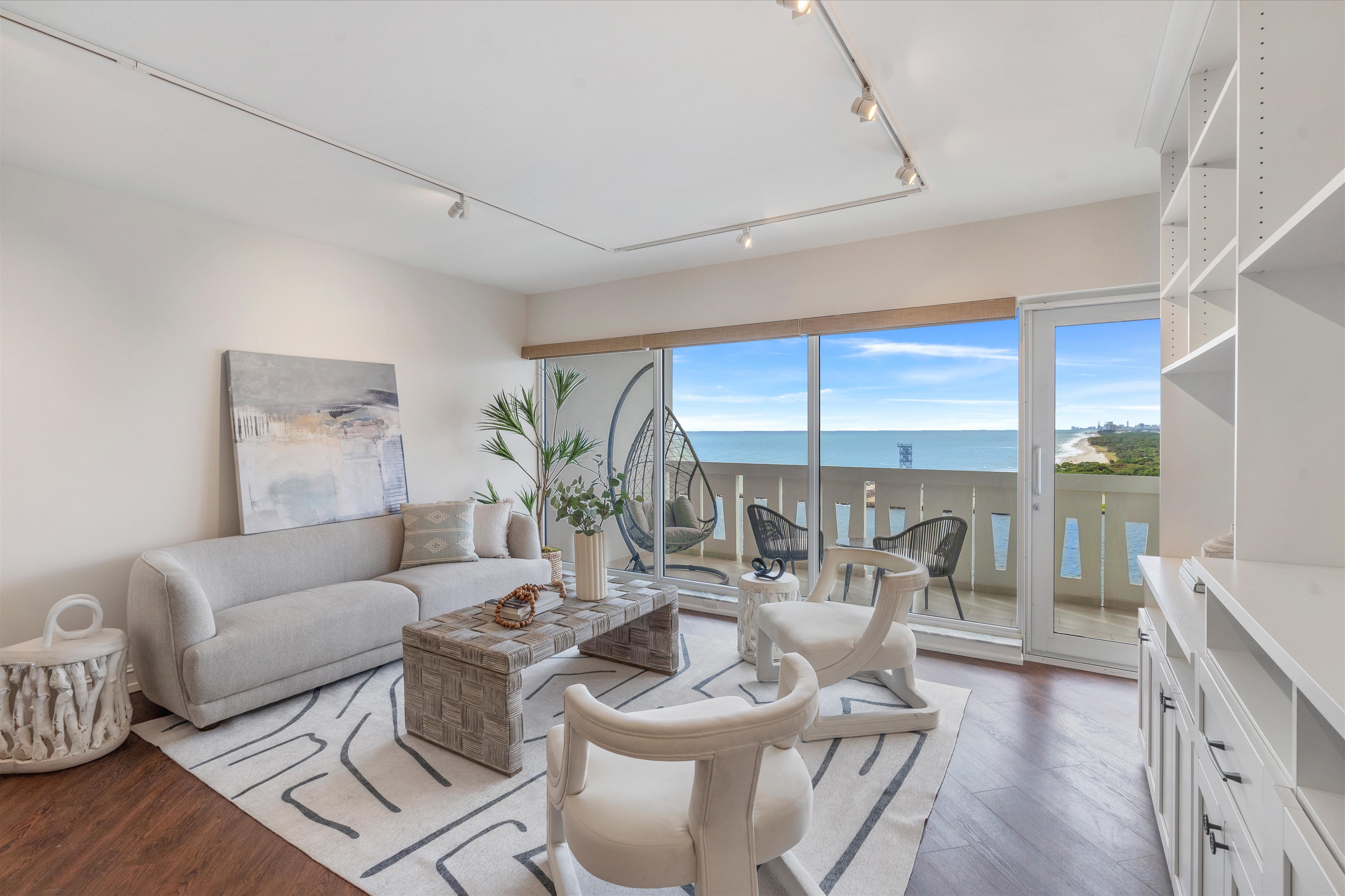 2100 S Ocean Dr Unit# 12H