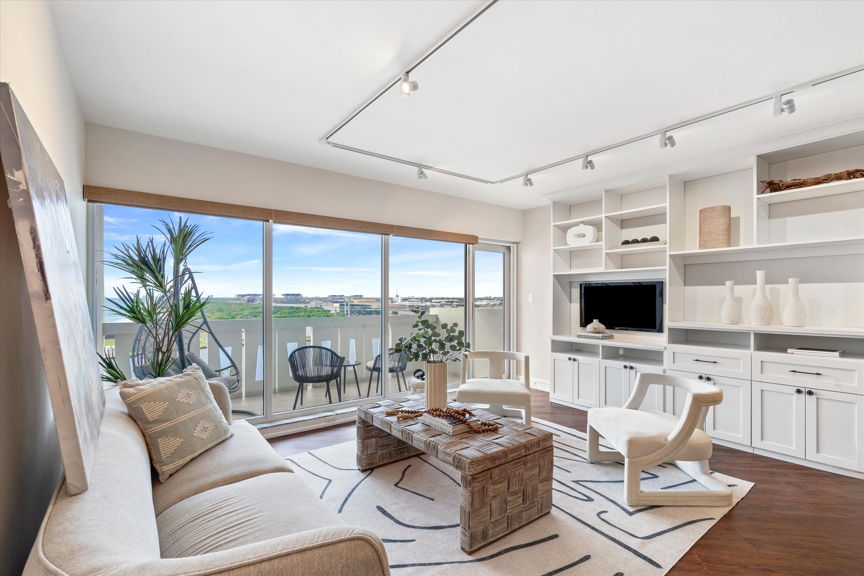 2100 S Ocean Dr Unit# 12H