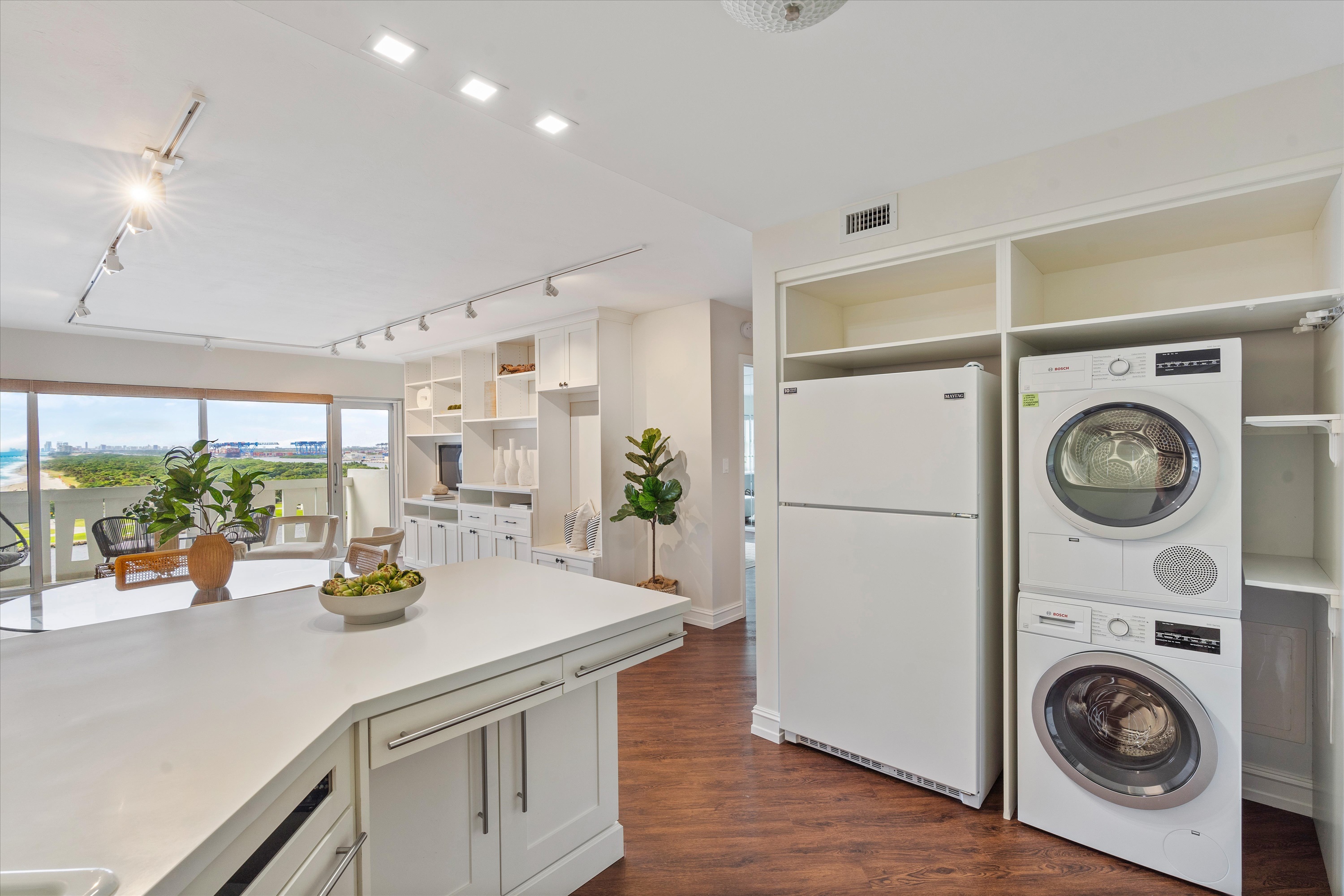 2100 S Ocean Dr Unit# 12H