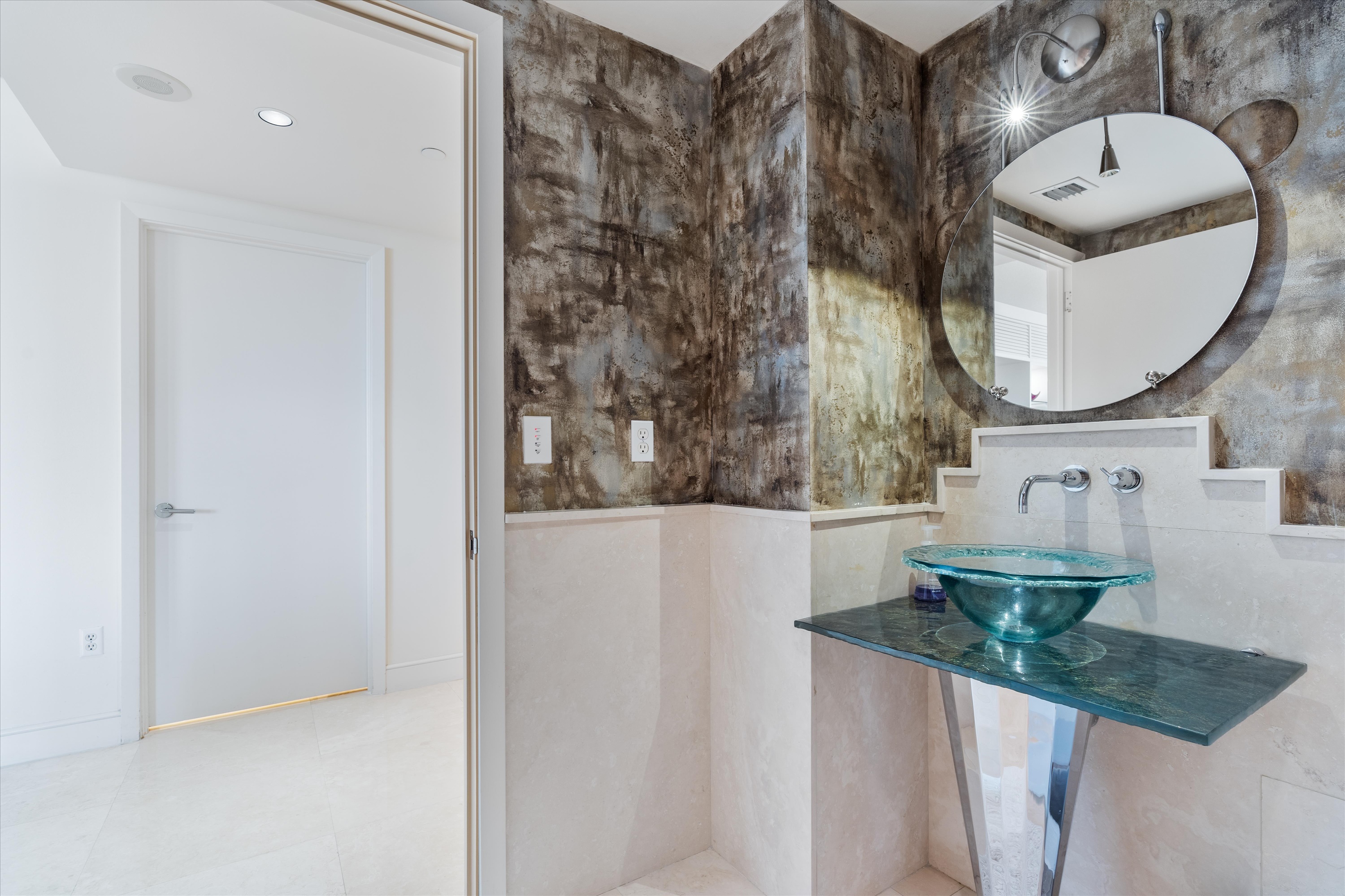 3055 Harbor Dr Unit# 1202