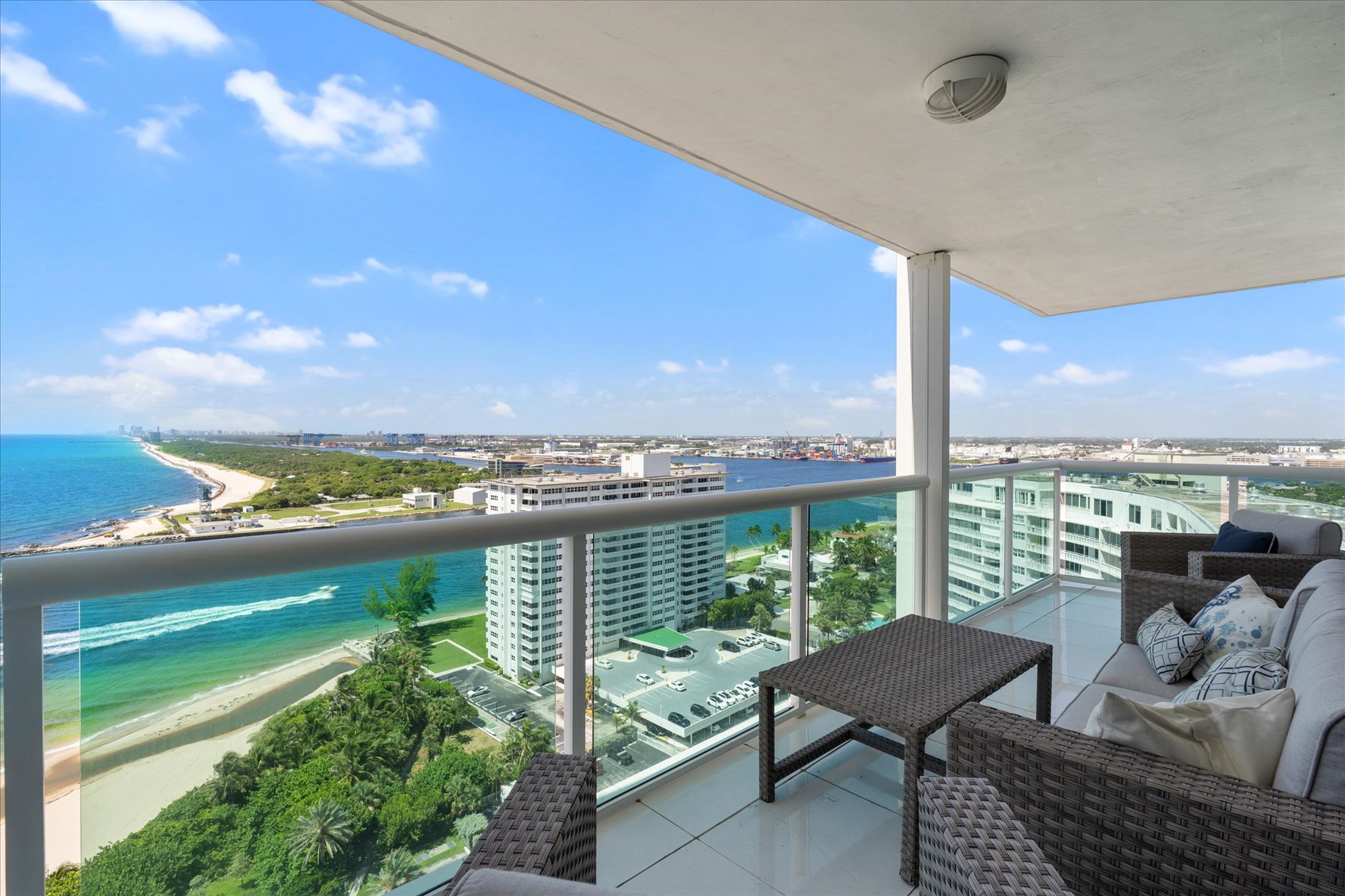 2100 S Ocean Ln Unit# 2102