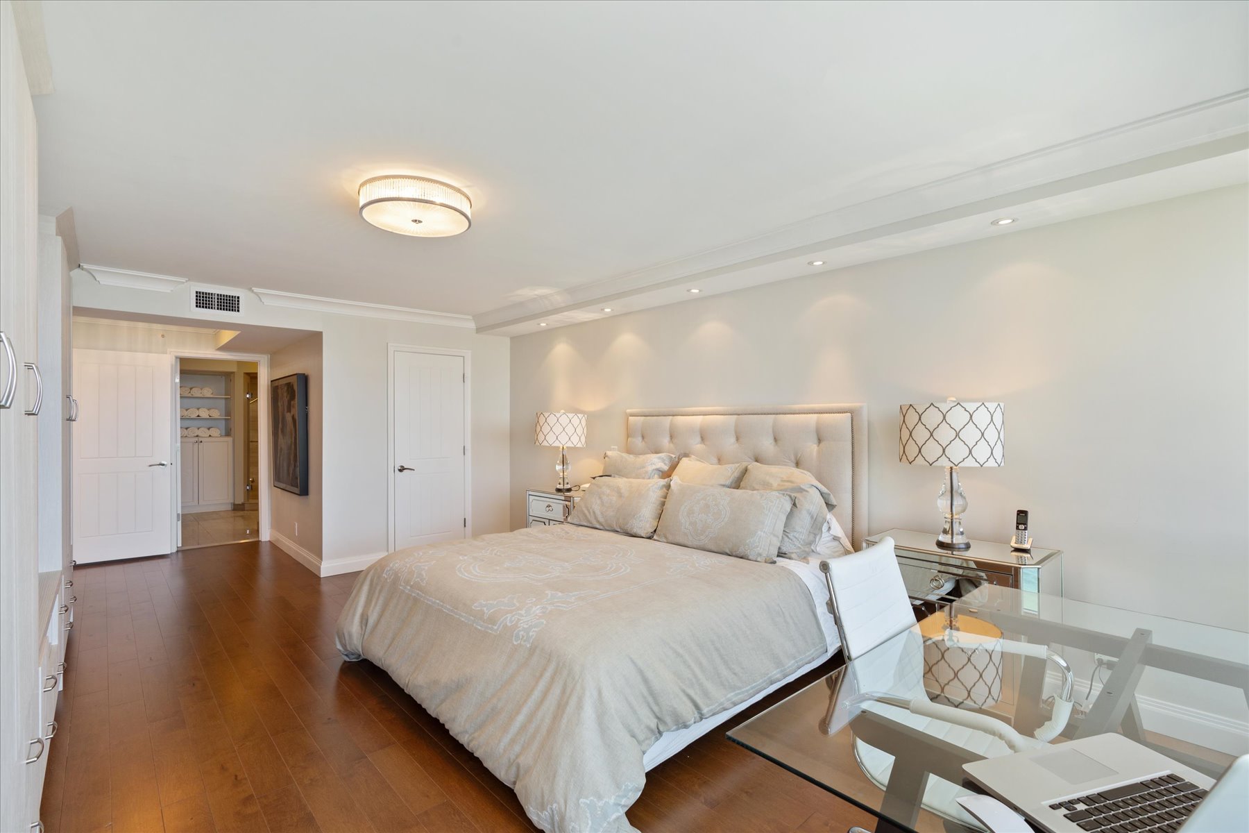 2100 S Ocean Ln Unit# 2102