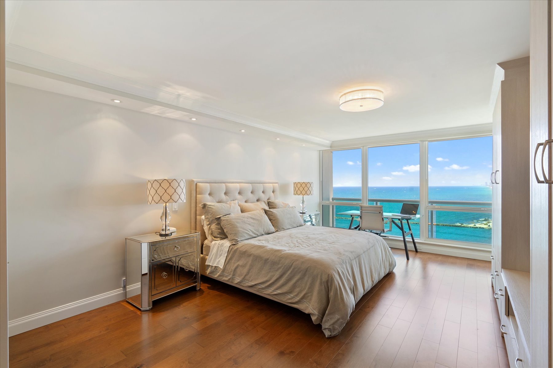 2100 S Ocean Ln Unit# 2102