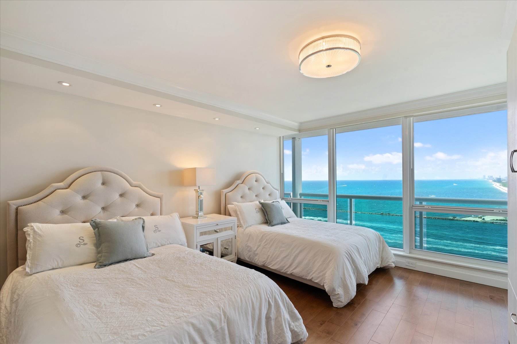 2100 S Ocean Ln Unit# 2102