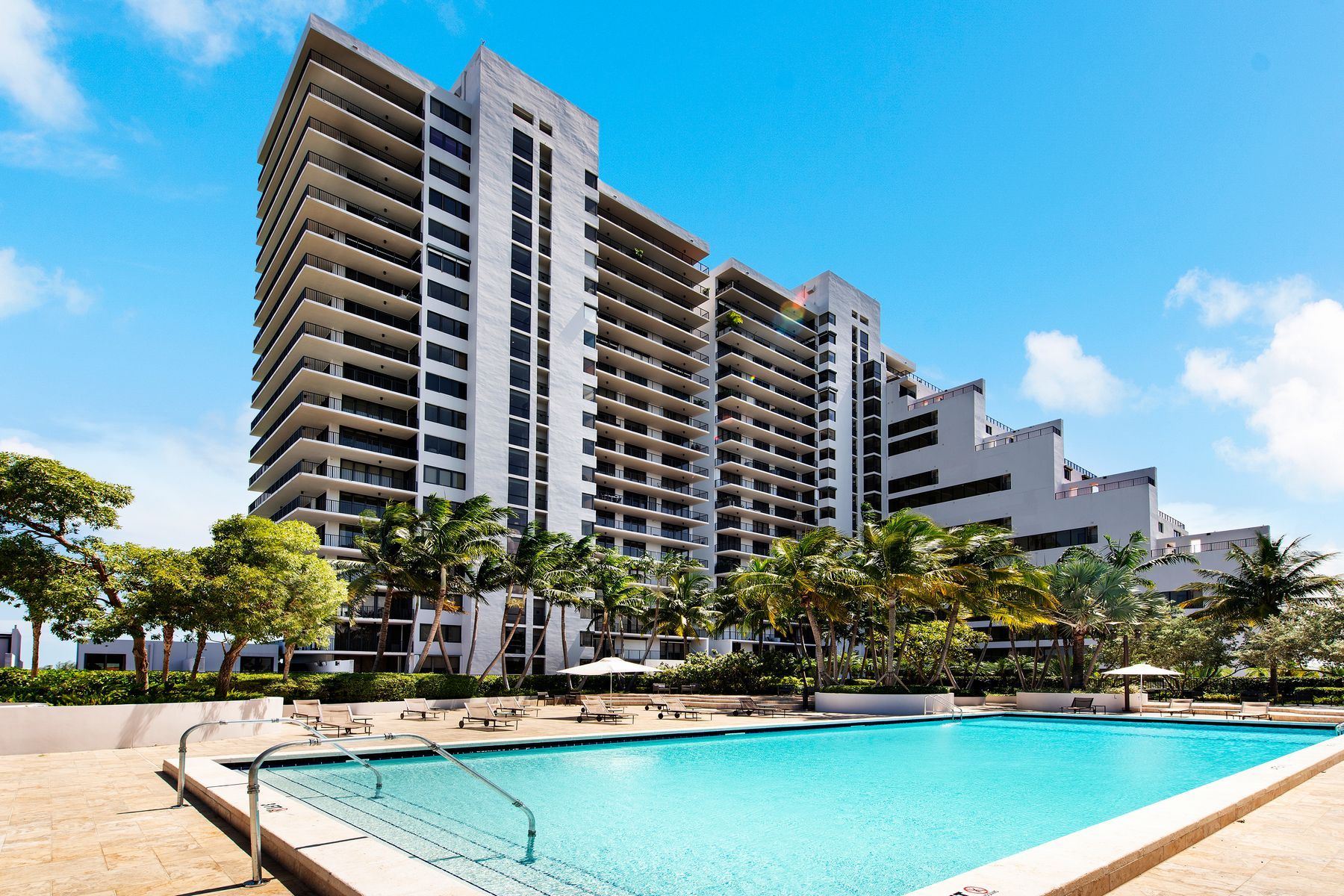 1000 Venetian Way Unit# 706