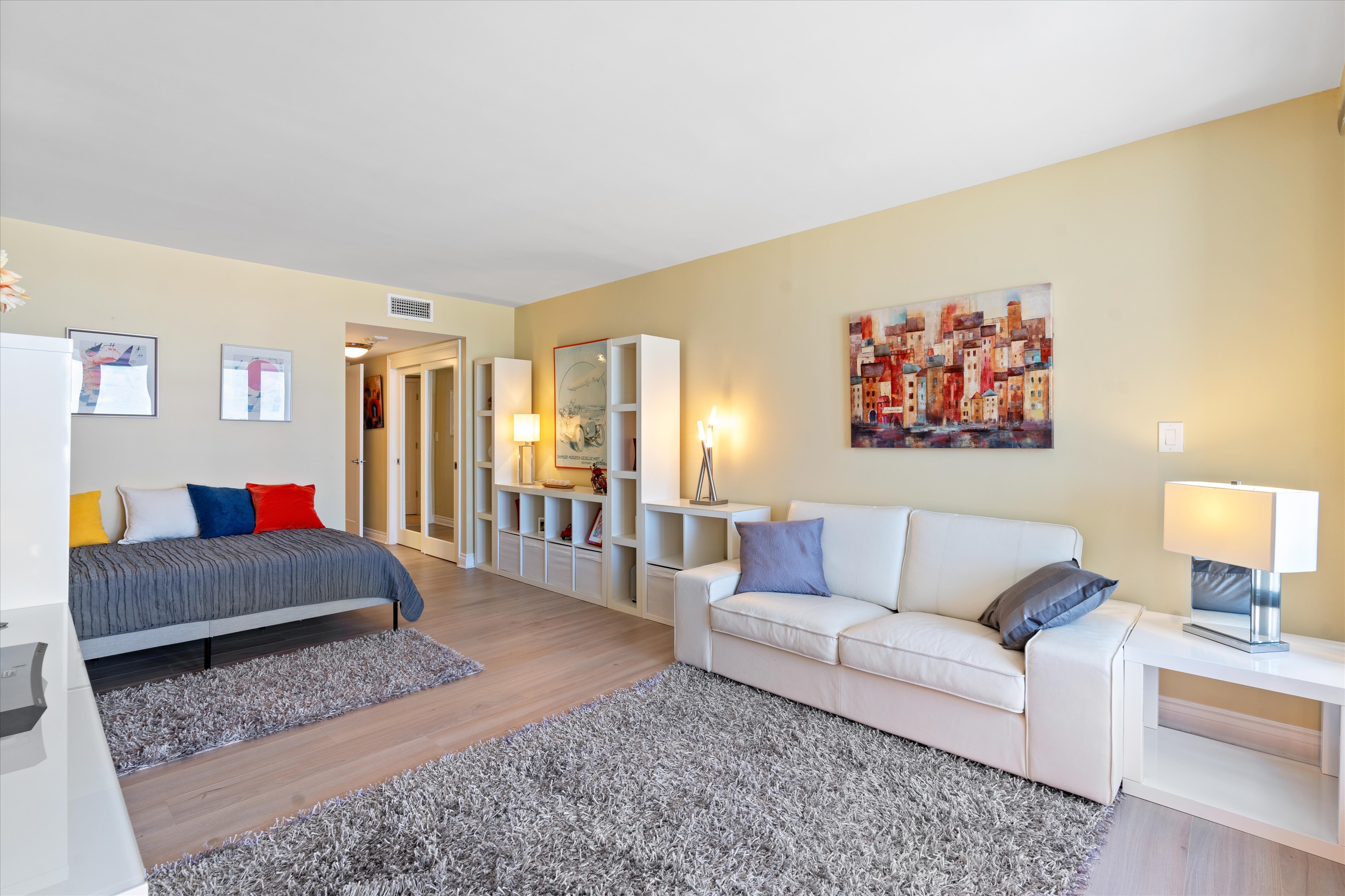 2200 S Ocean Ln #1606