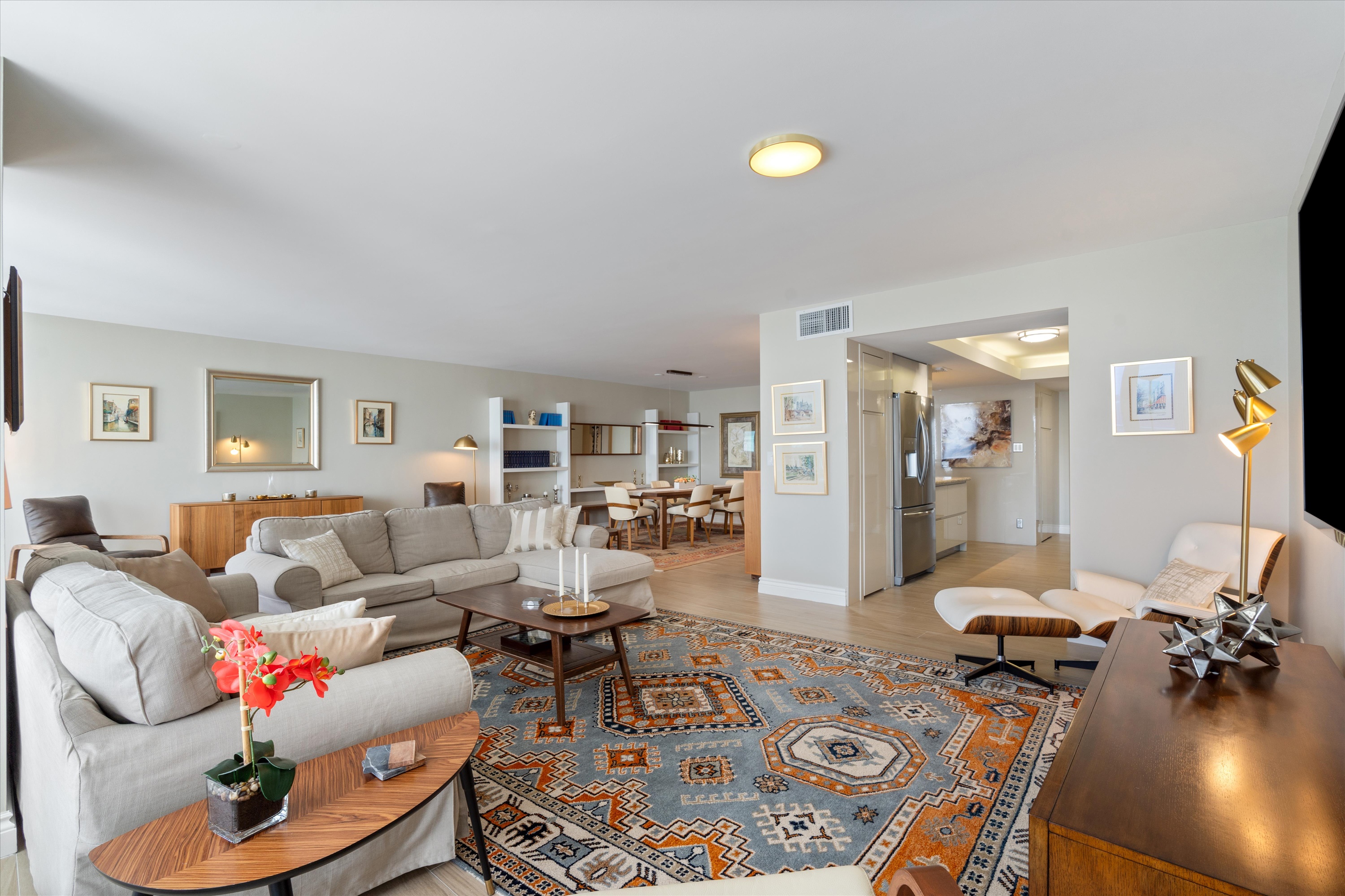 2200 S Ocean Ln #1606
