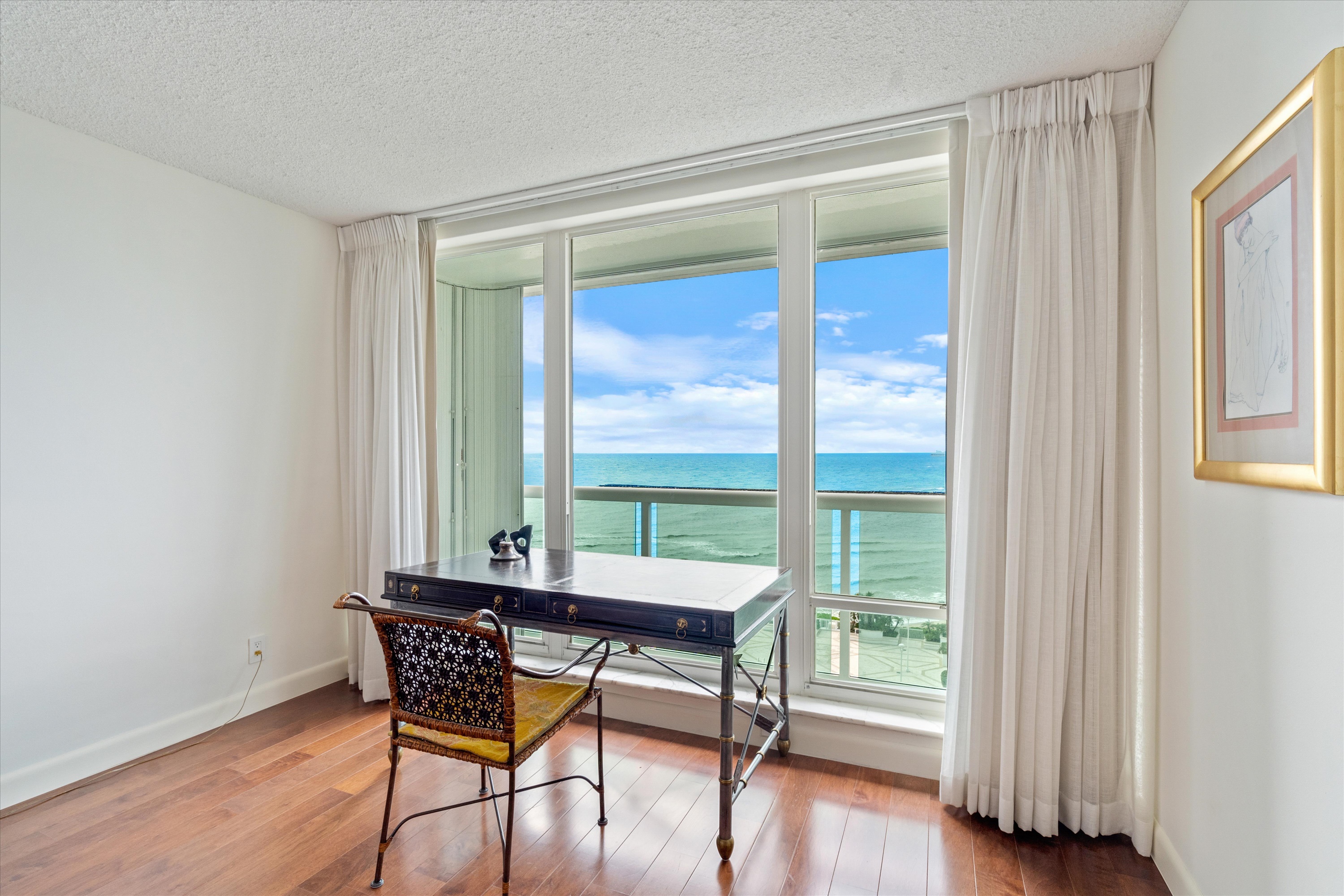 2100 S Ocean Ln #805