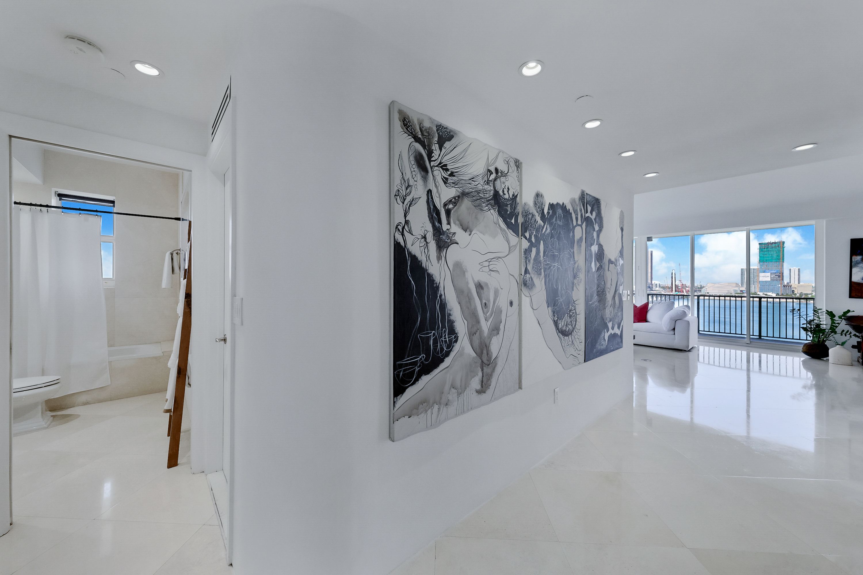 1000 Venetian Way Unit# 1304