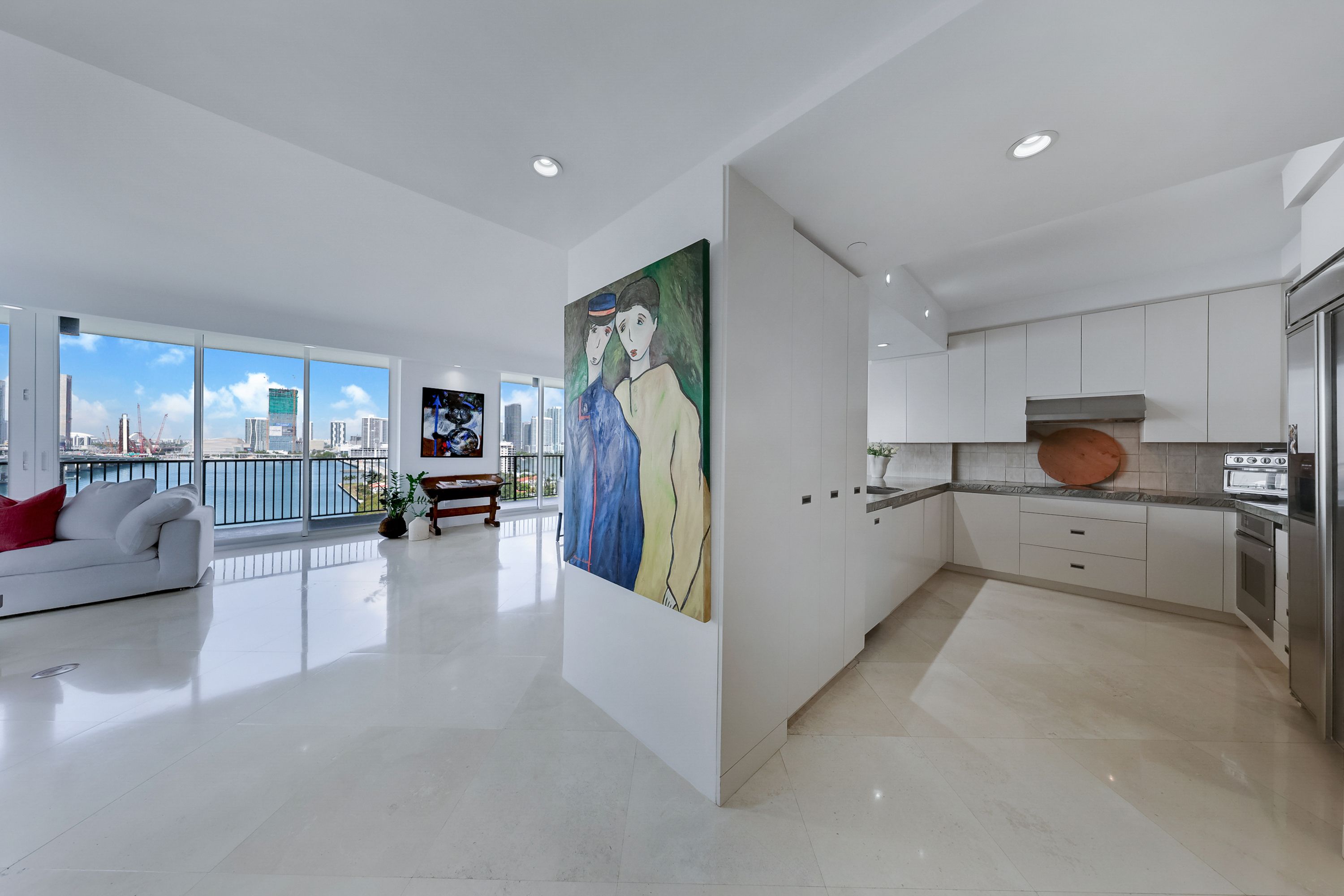 1000 Venetian Way Unit# 1304