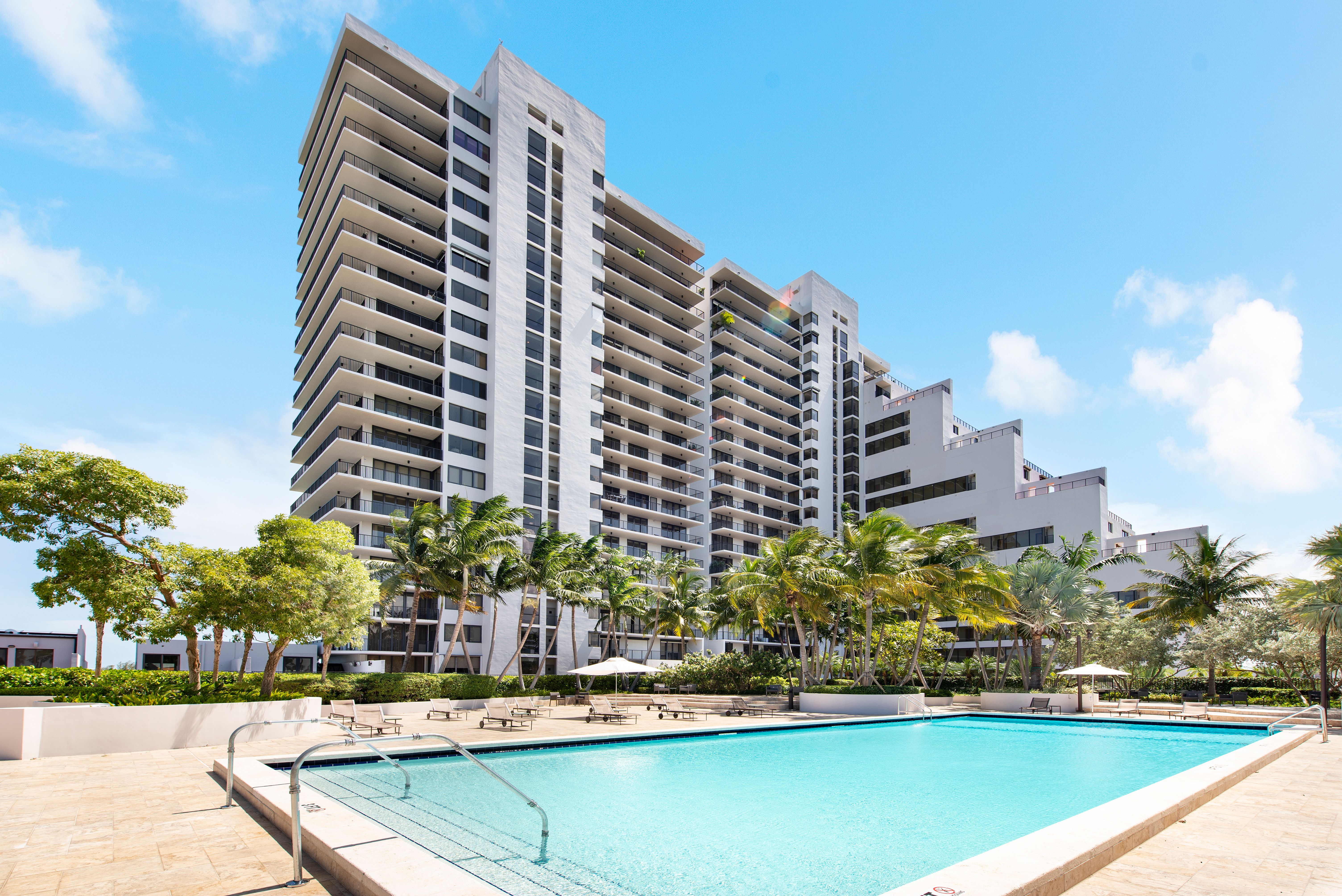 1000 Venetian Way Unit# 1306