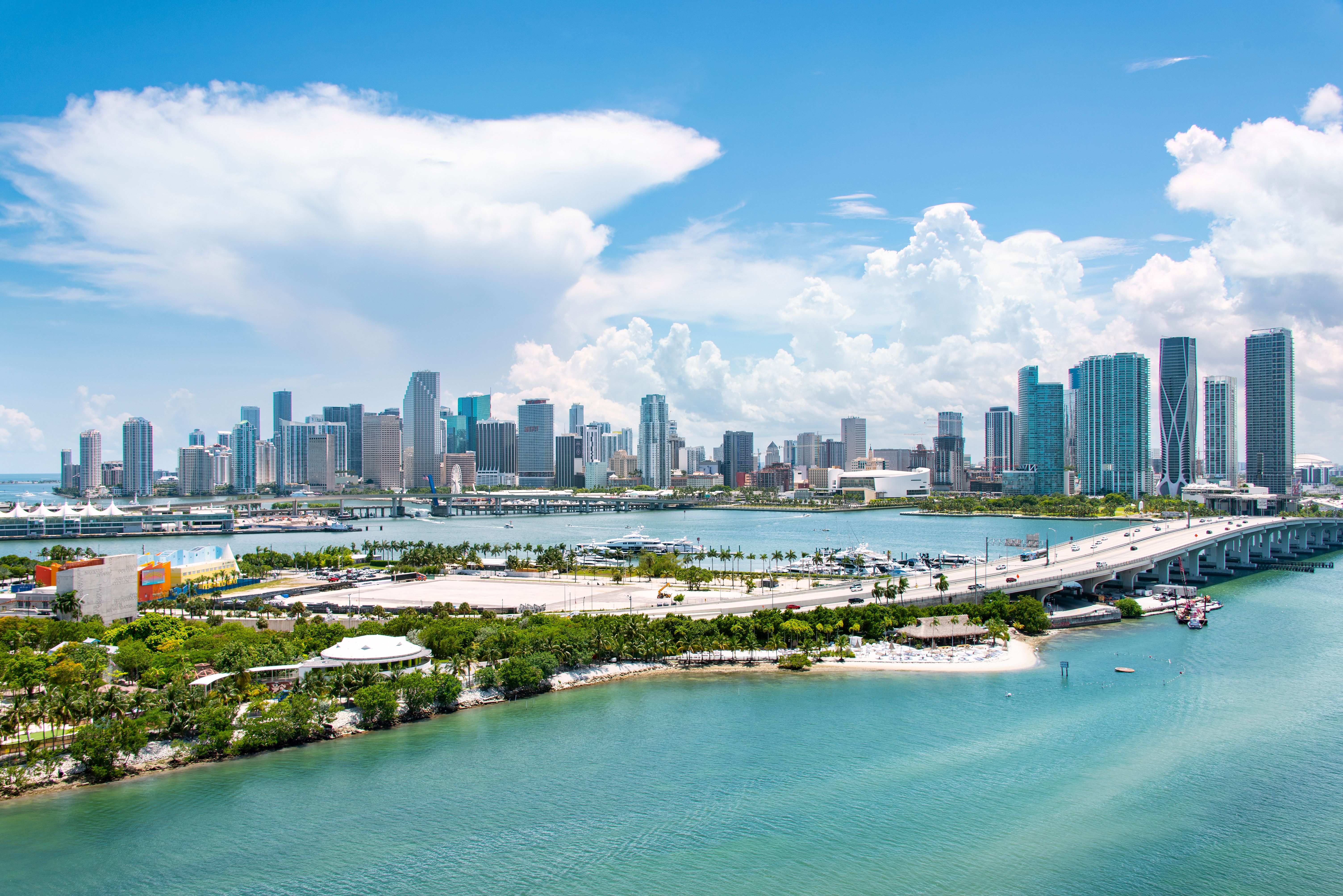 1000 Venetian Way Unit# 1306
