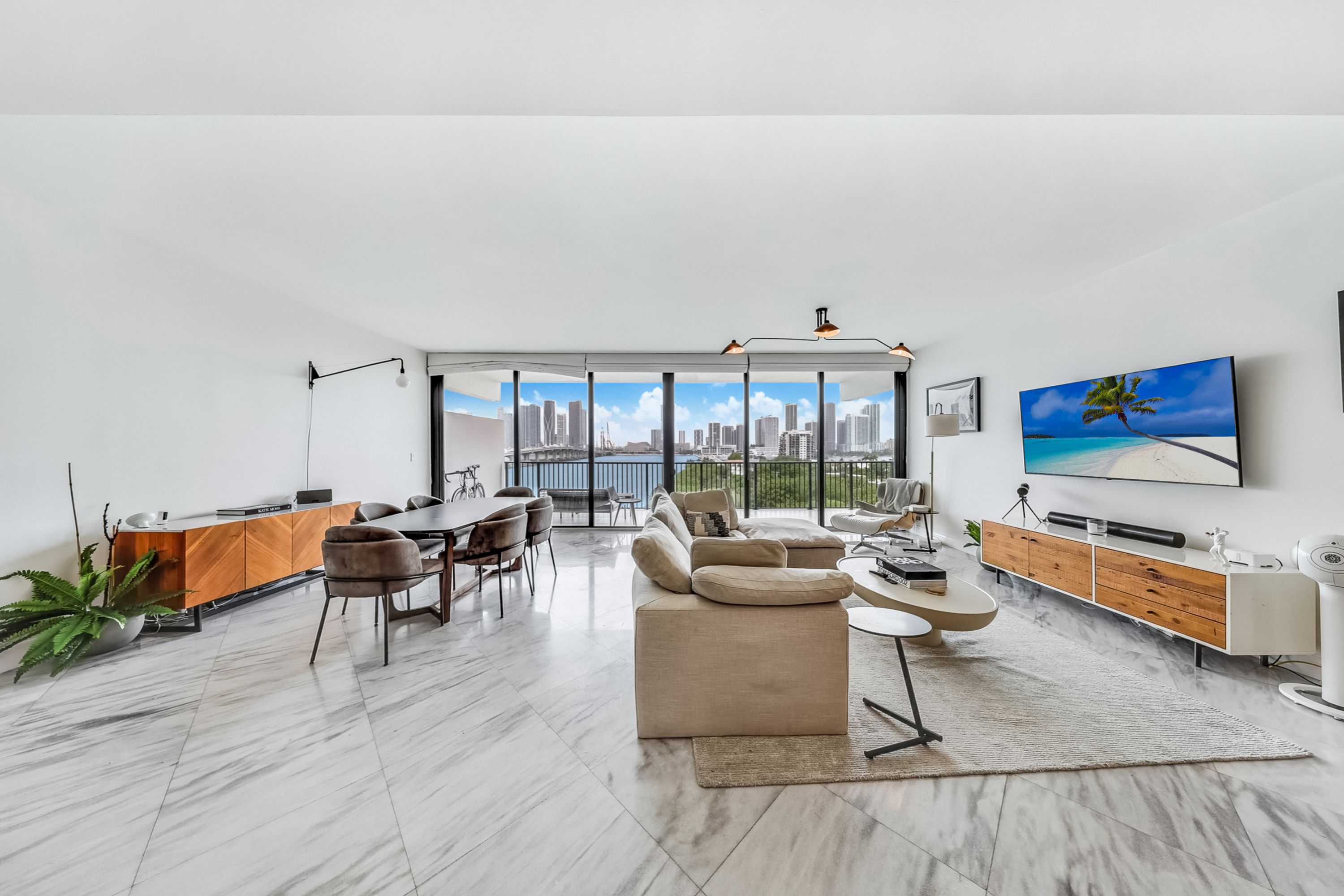 1000 Venetian Way Unit# 708