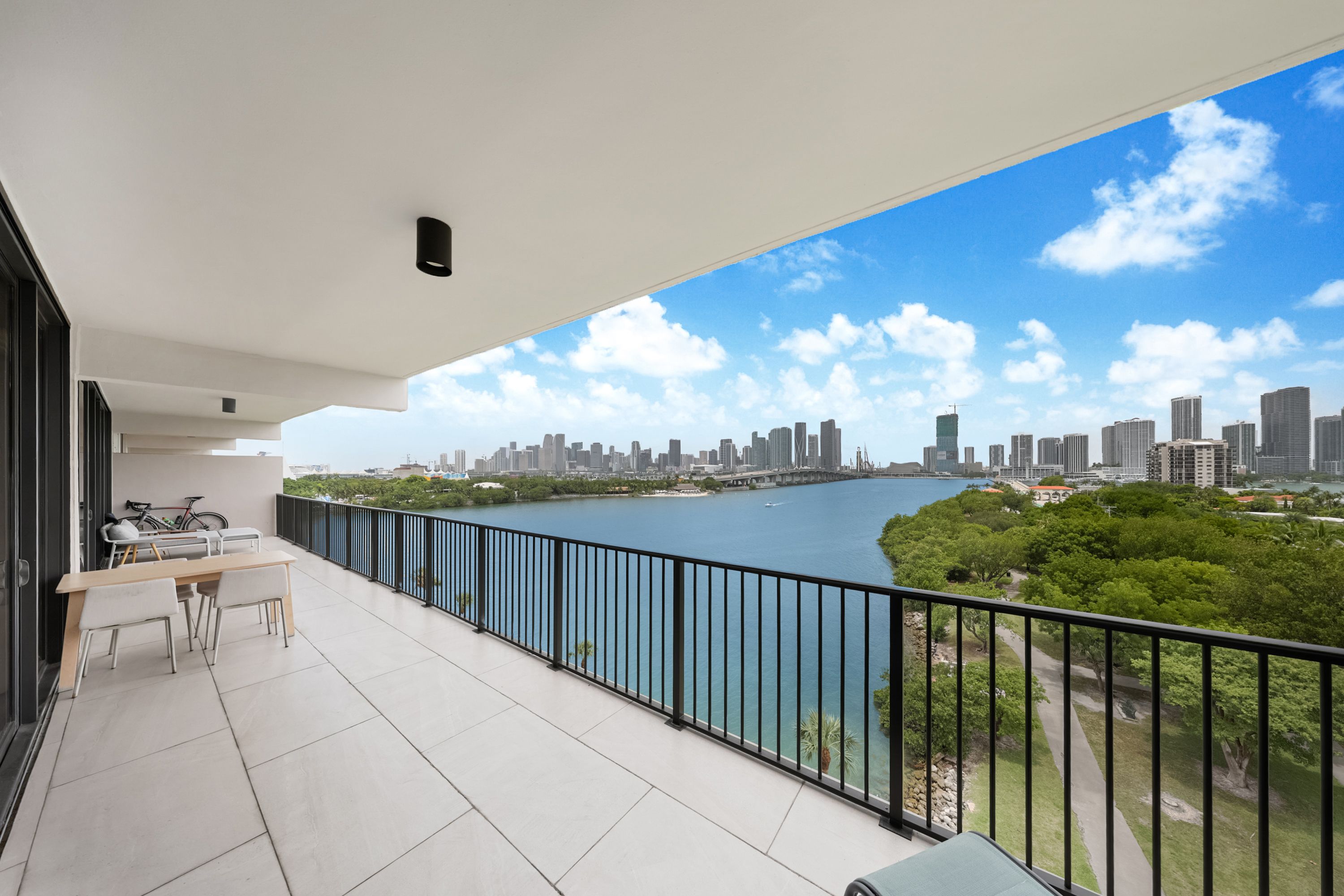 1000 Venetian Way Unit# 708