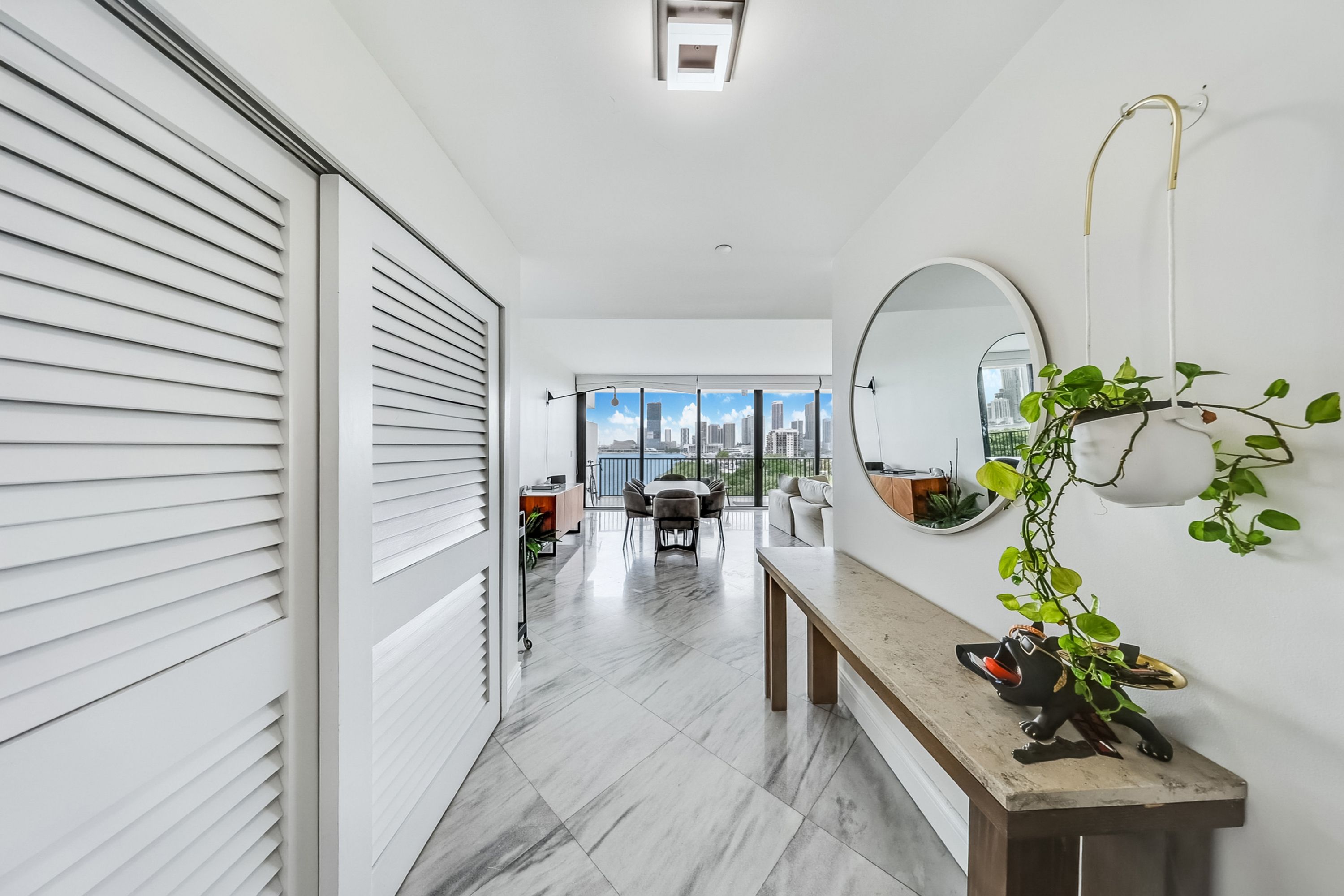 1000 Venetian Way Unit# 708