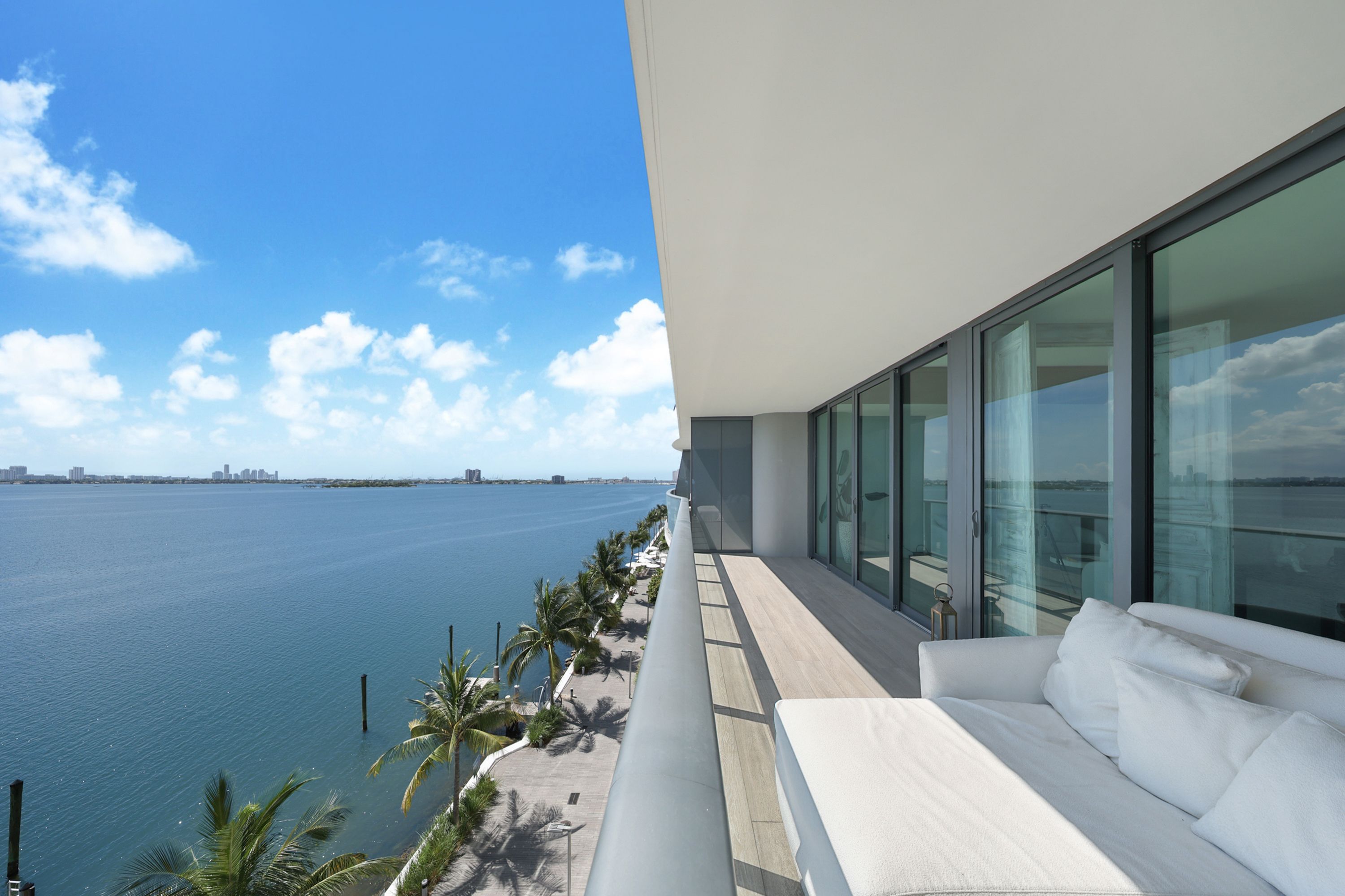 3131 NE 7th Ave Unit# 603