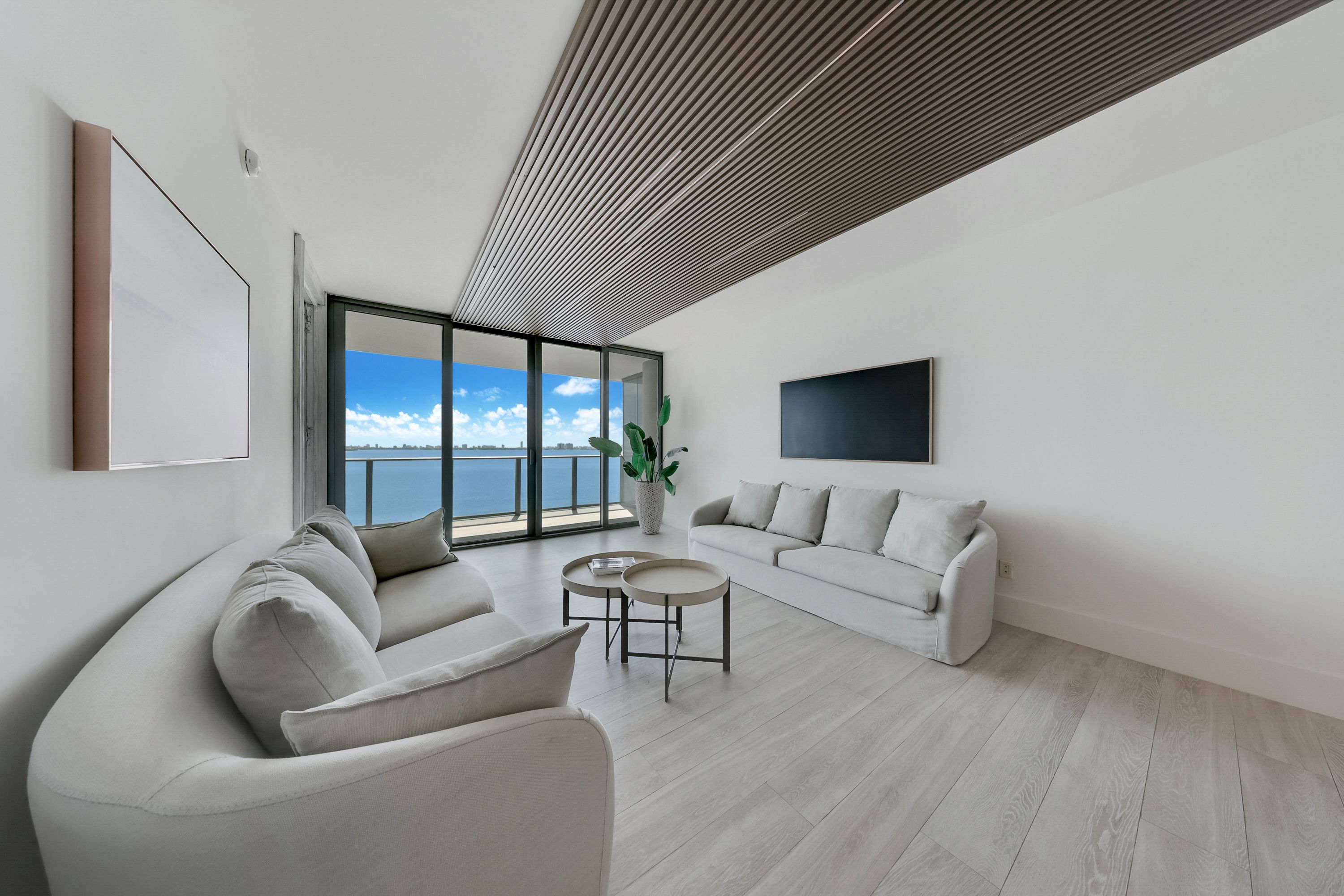 3131 NE 7th Ave Unit# 603