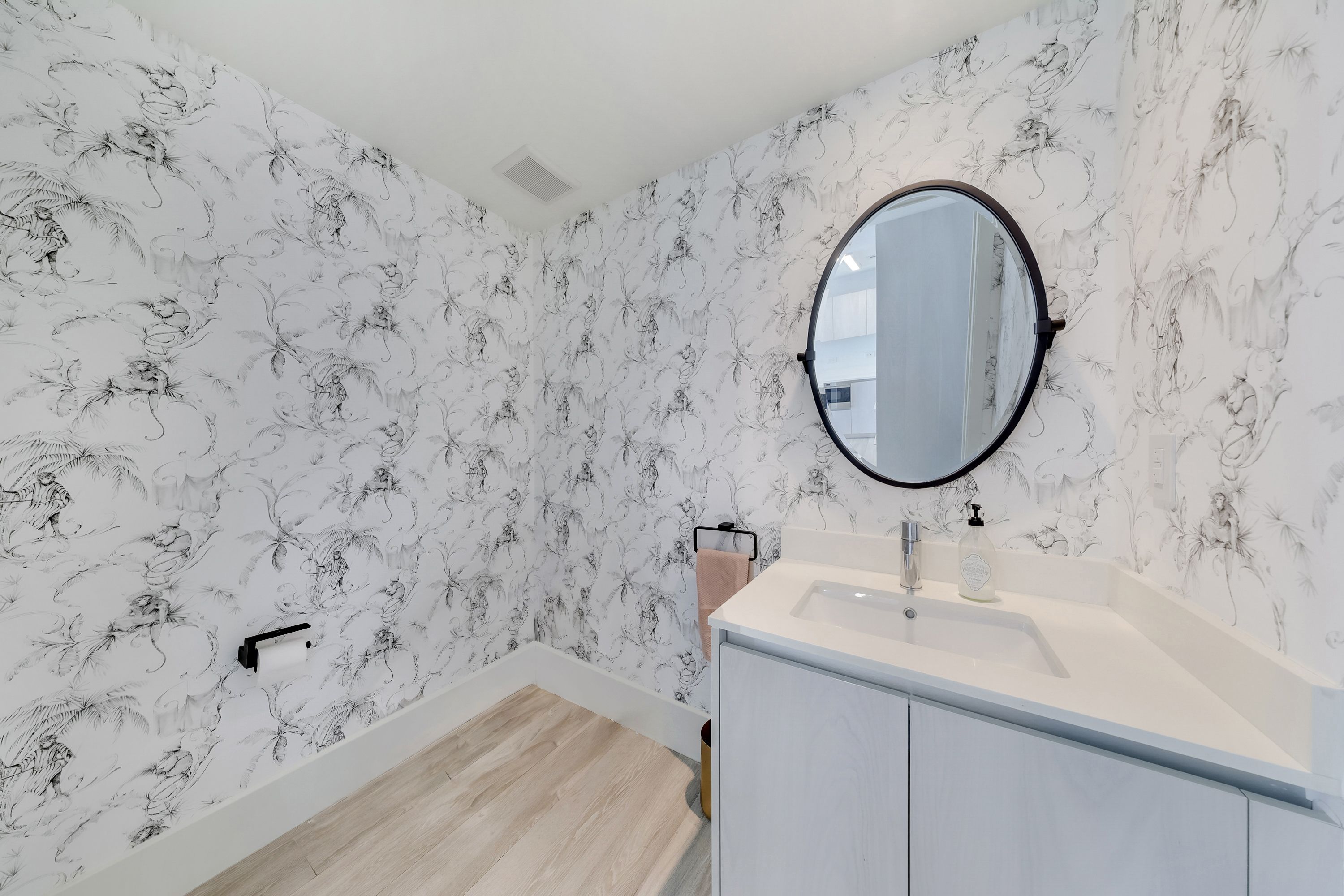 3131 NE 7th Ave Unit# 603