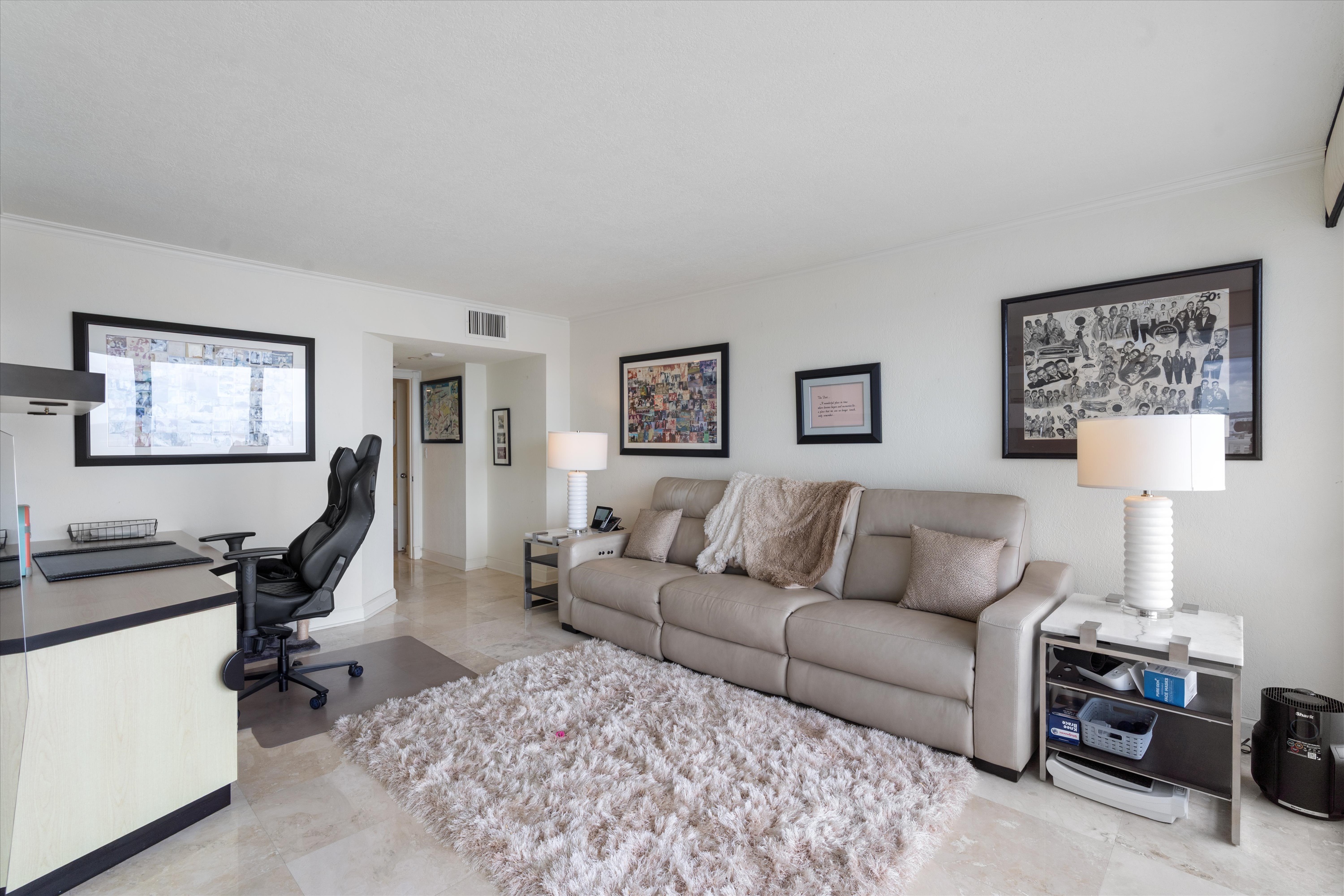 2200 S Ocean Ln #1902