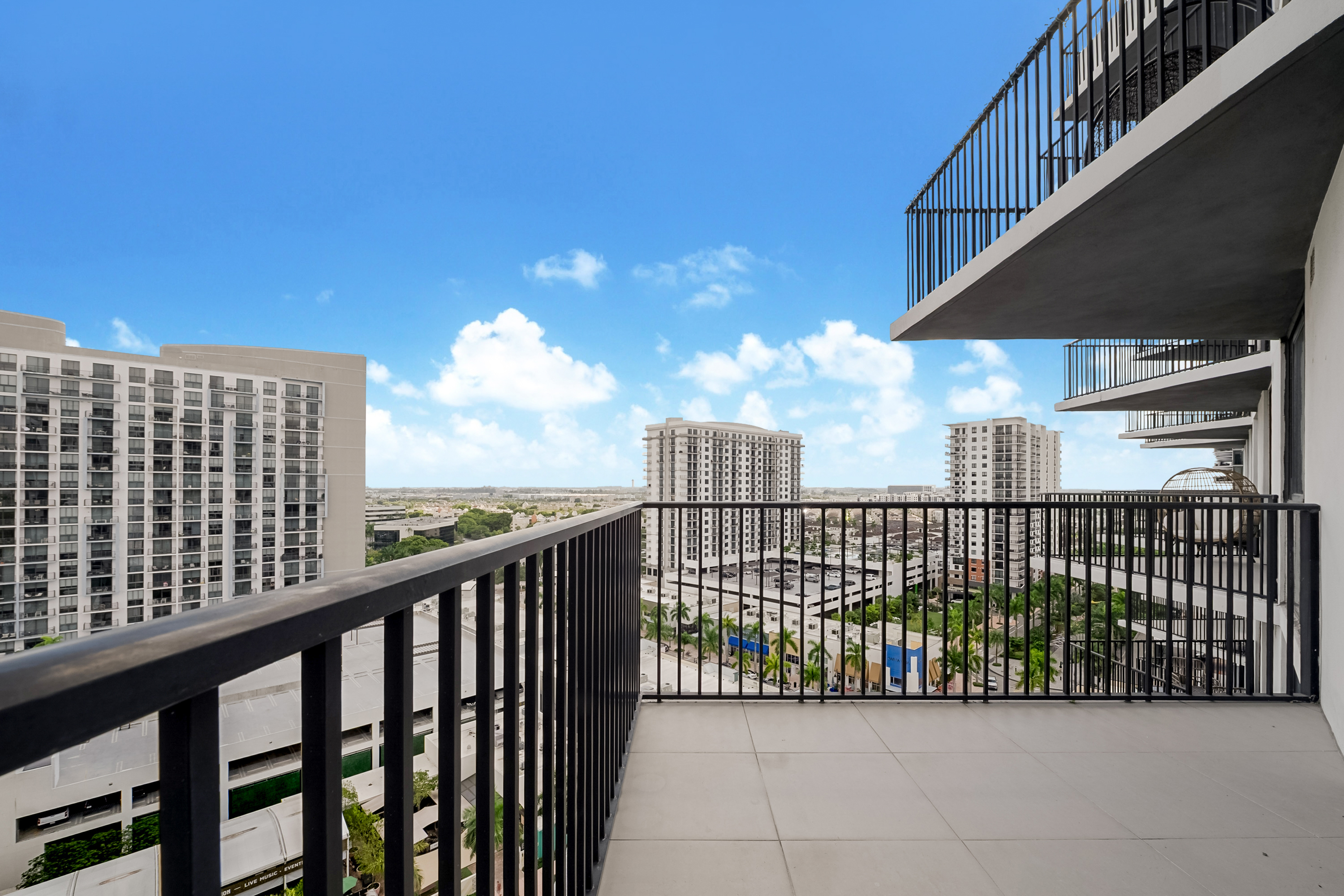 5300 Paseo Blvd Unit# 1205