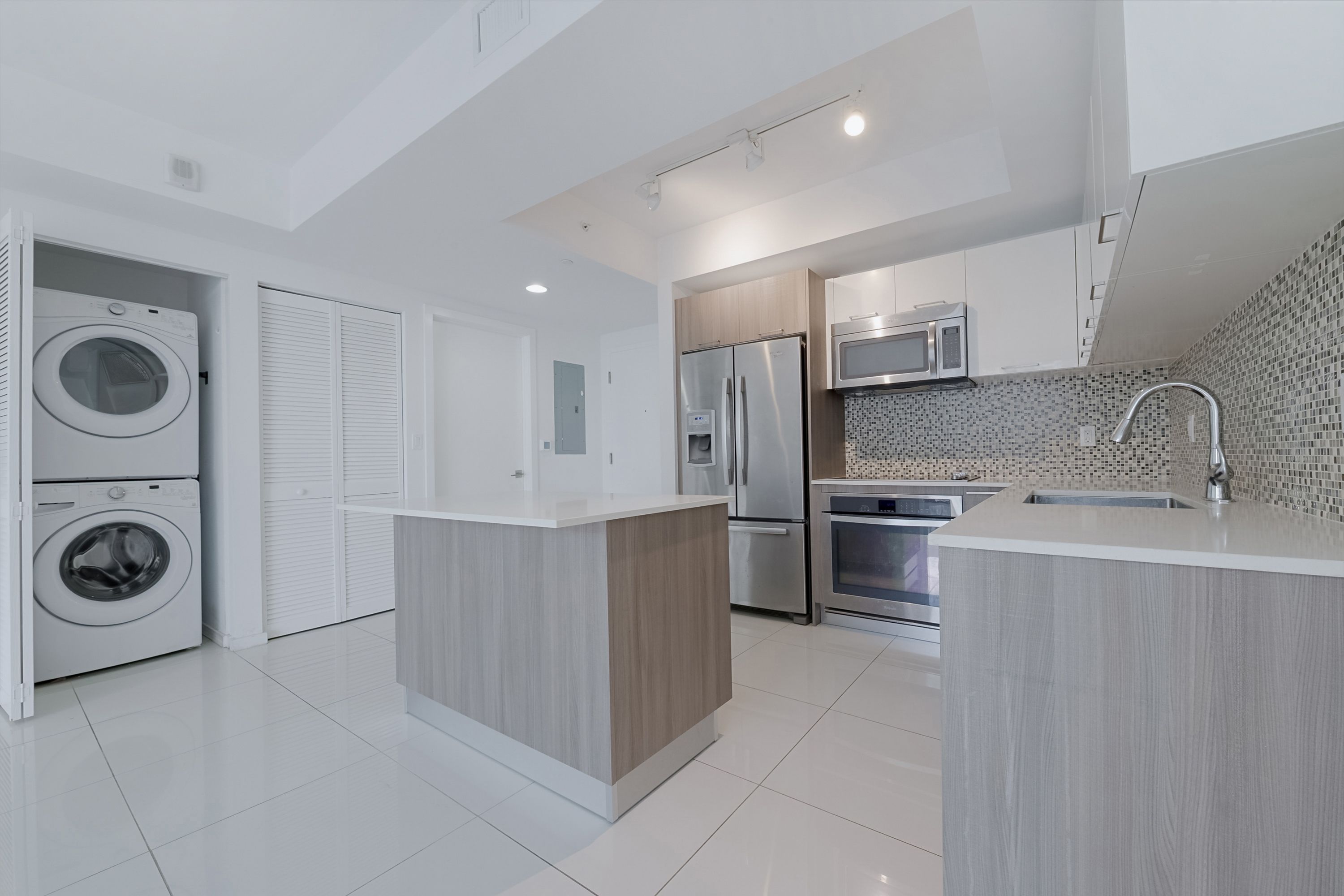 5300 Paseo Blvd Unit# 1205