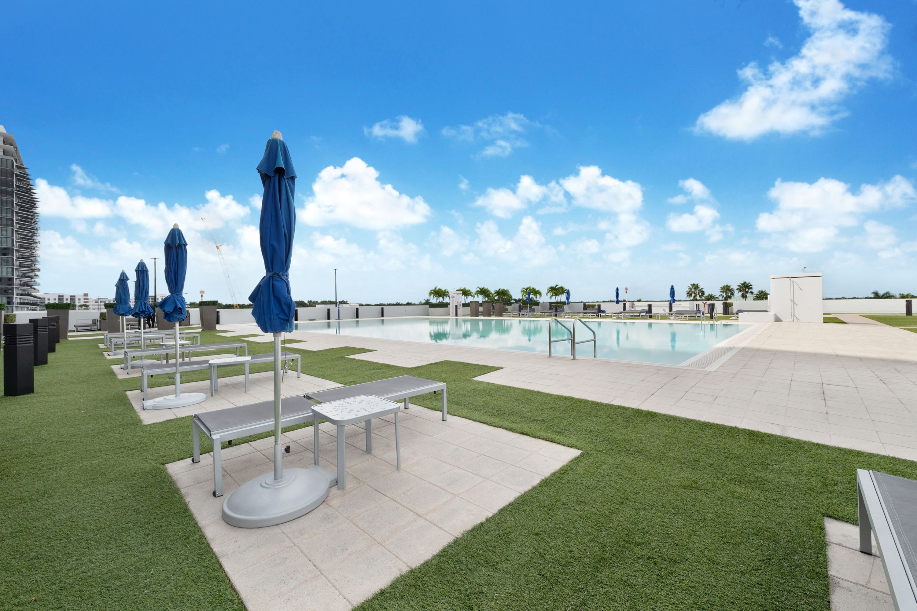 5300 Paseo Blvd Unit# 1205