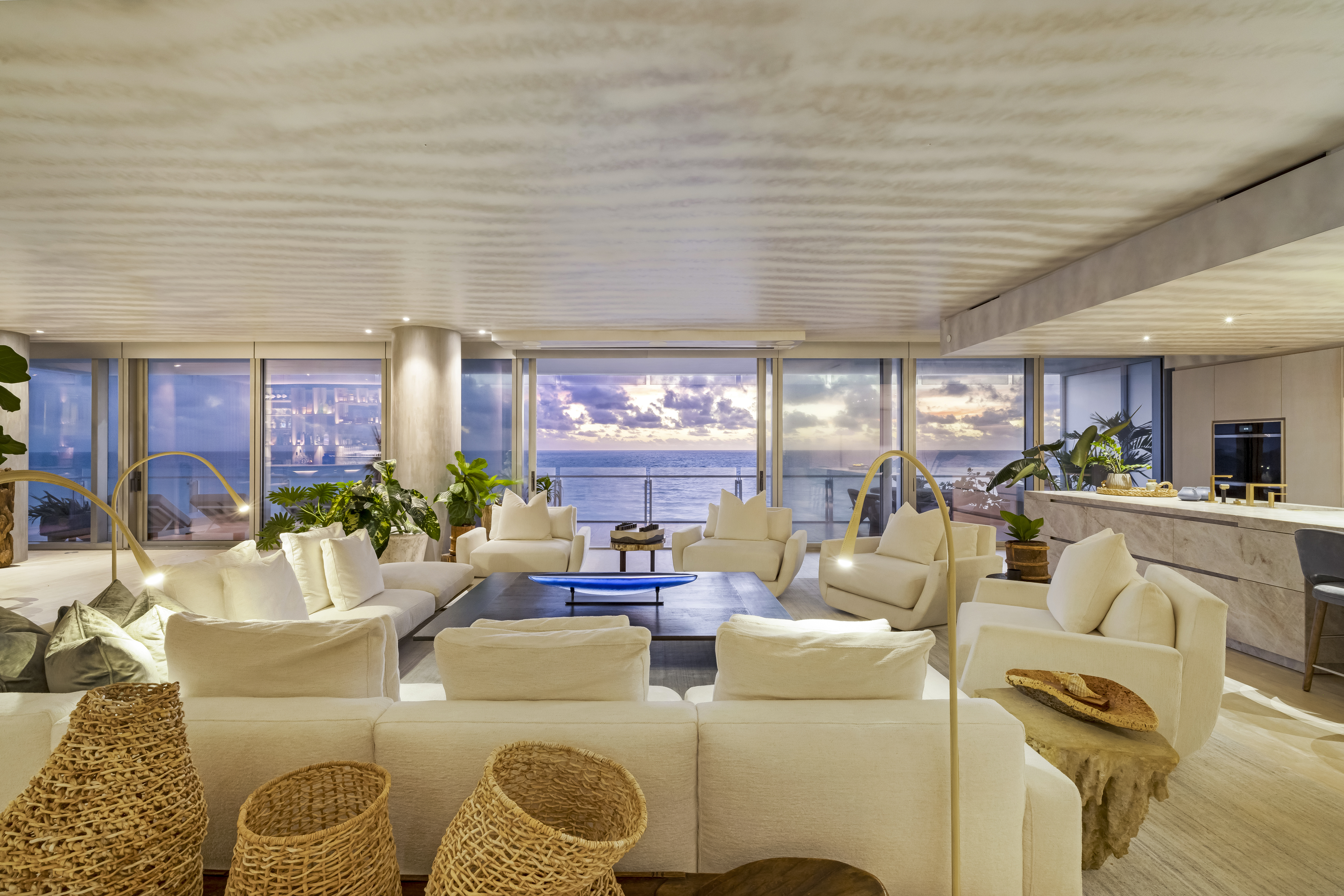 9111 Collins Ave Unit# N-721