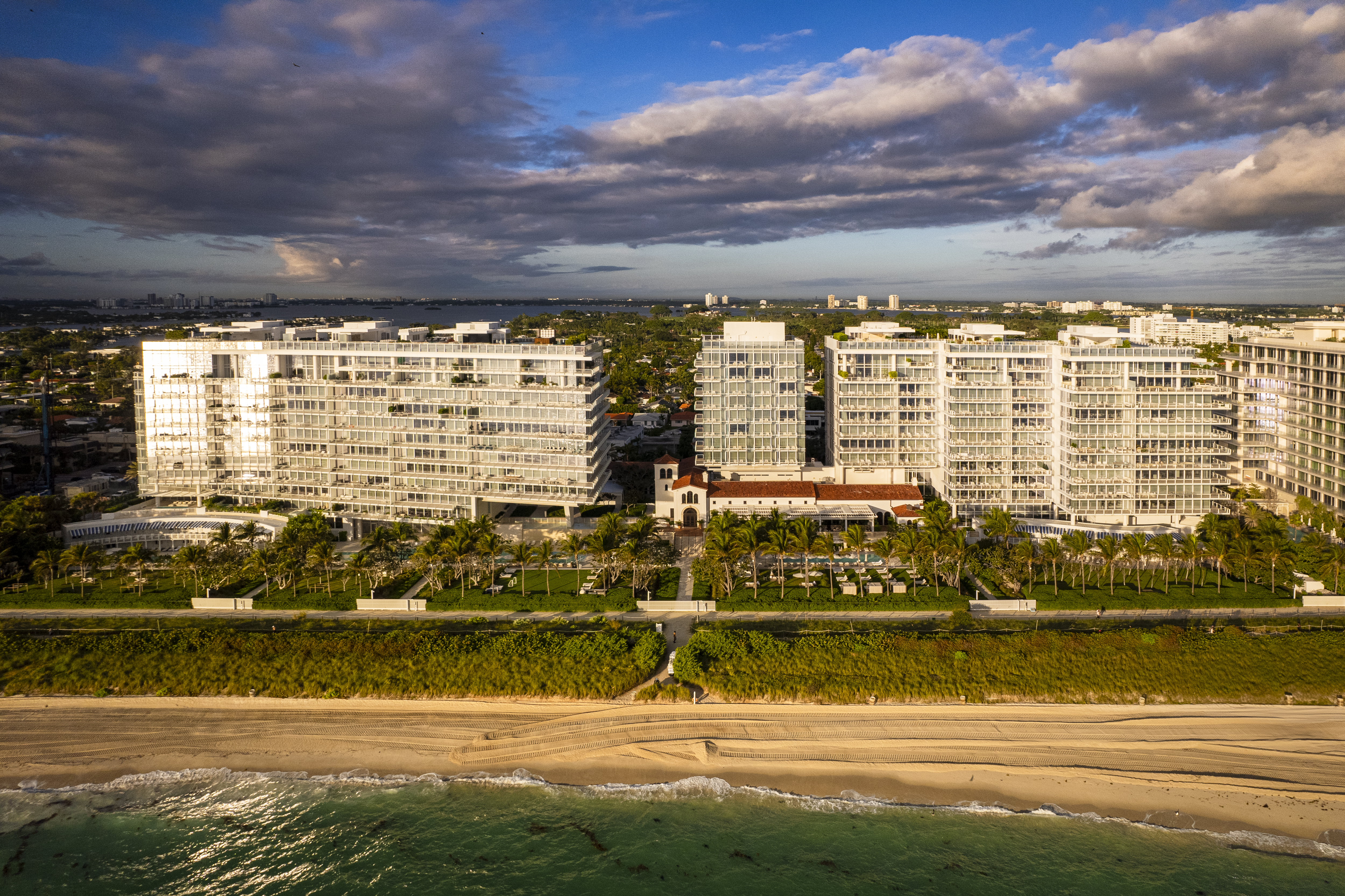 9111 Collins Ave Unit# N-721