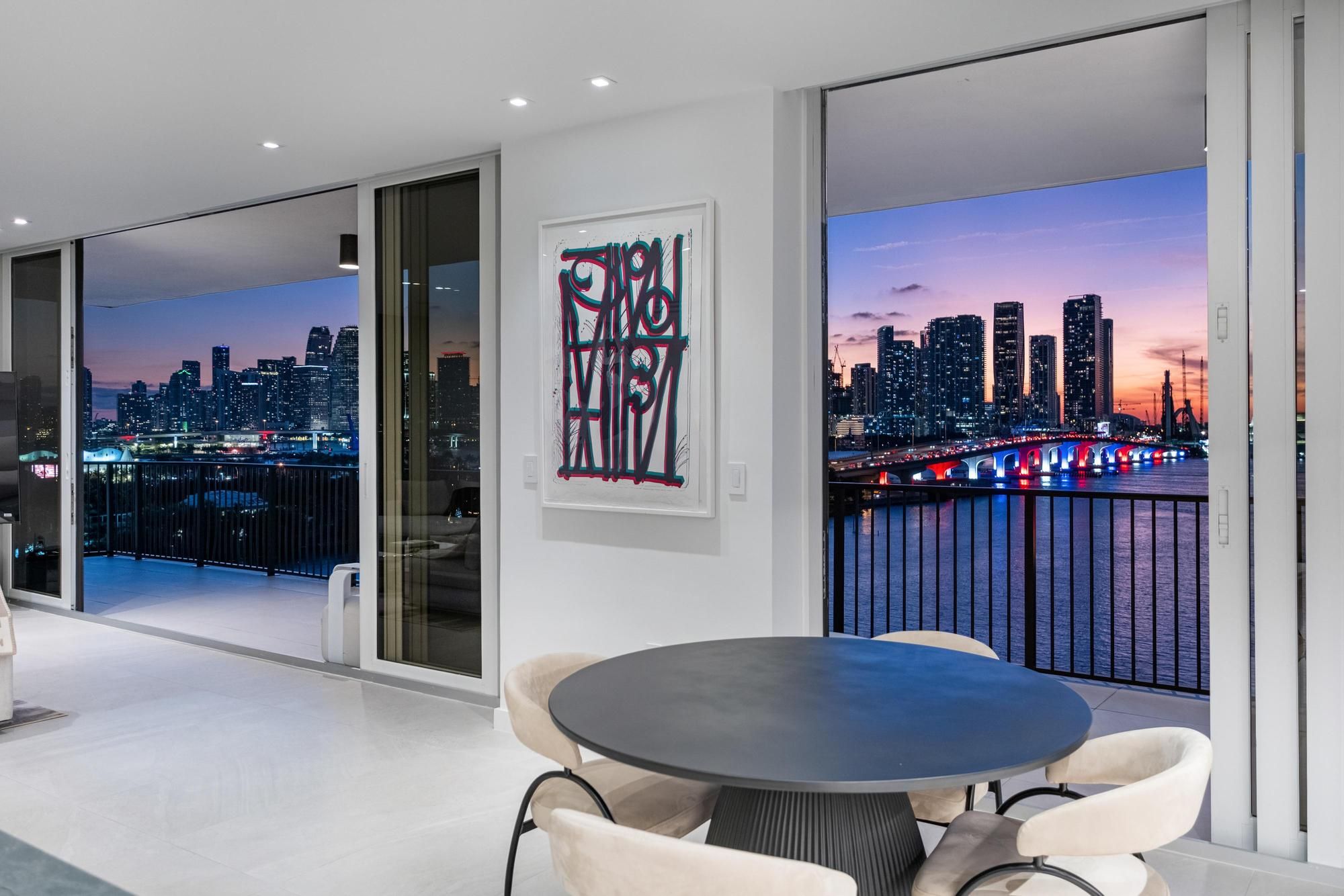 1000 Venetian Way Unit# 1004