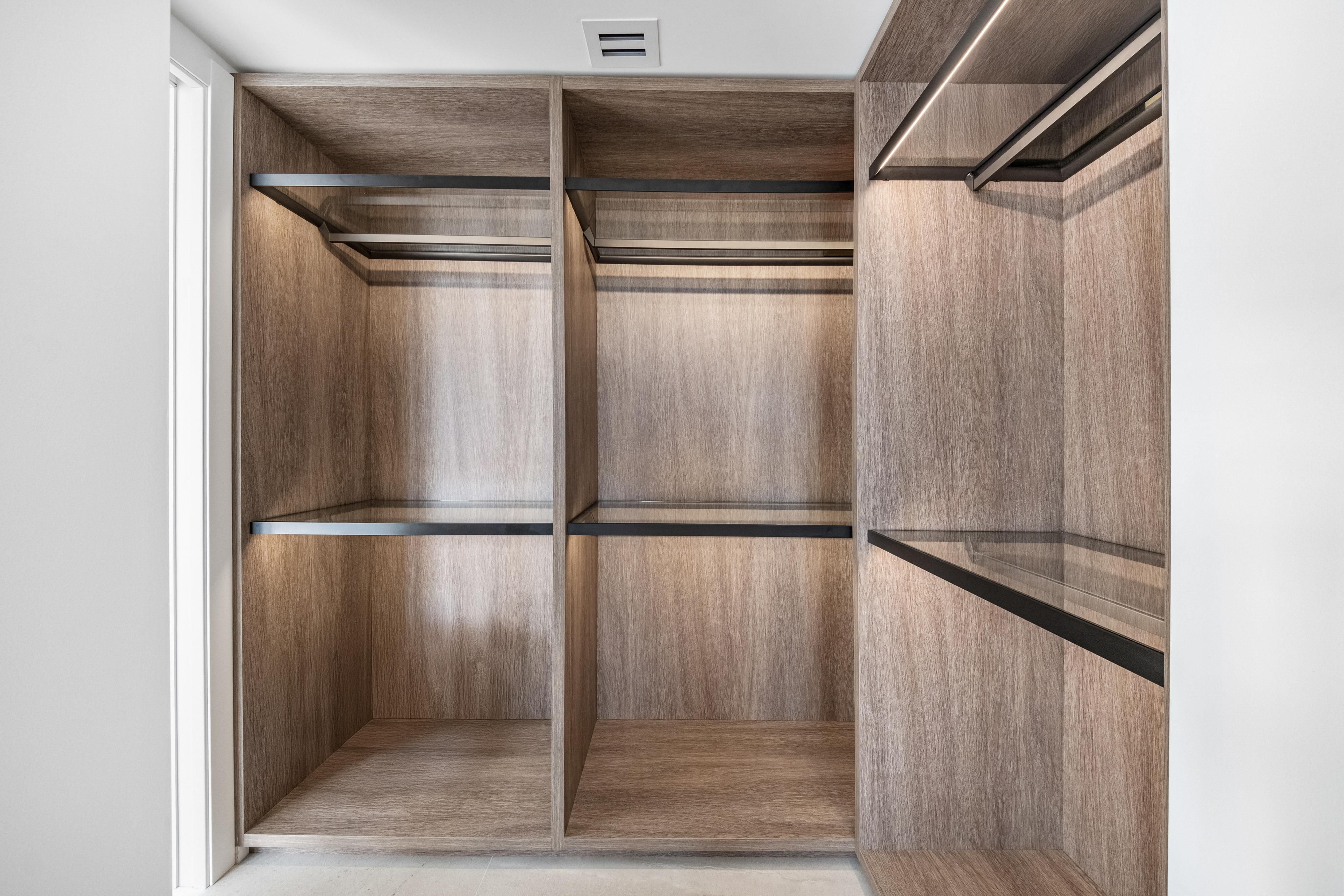 1000 Venetian Way Unit# 1004