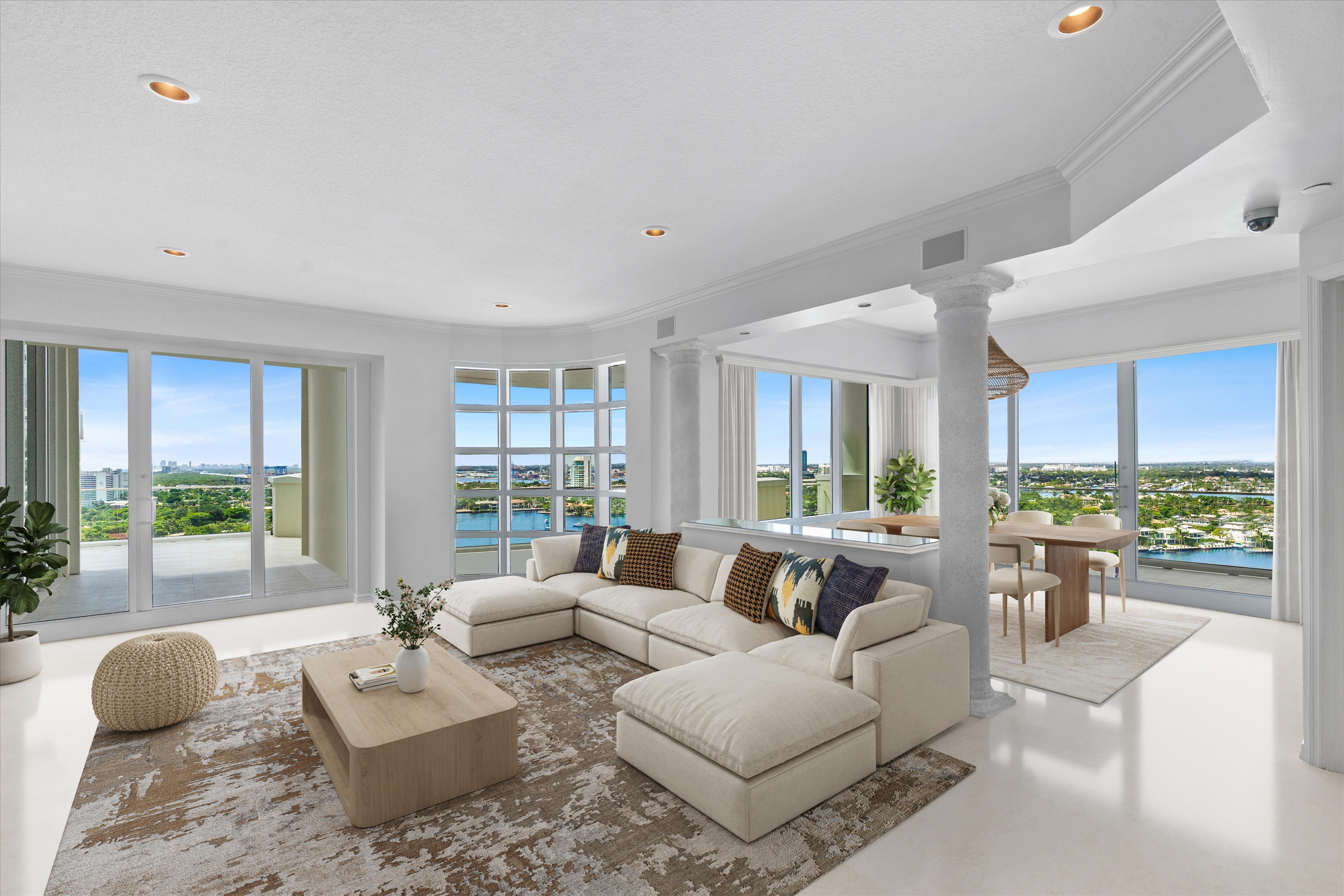 3055 Harbor Dr #2102