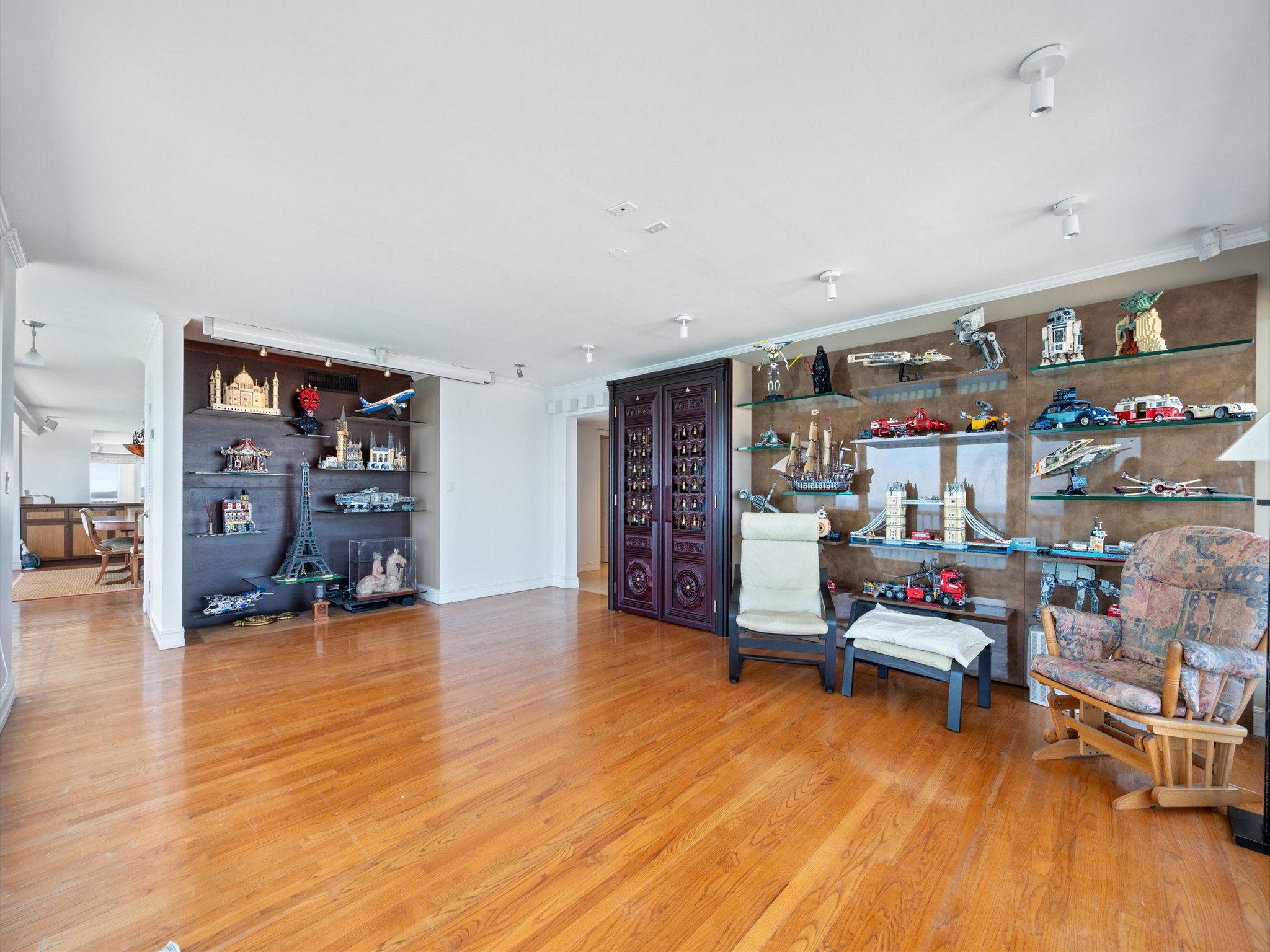 2200 S Ocean Ln #3010