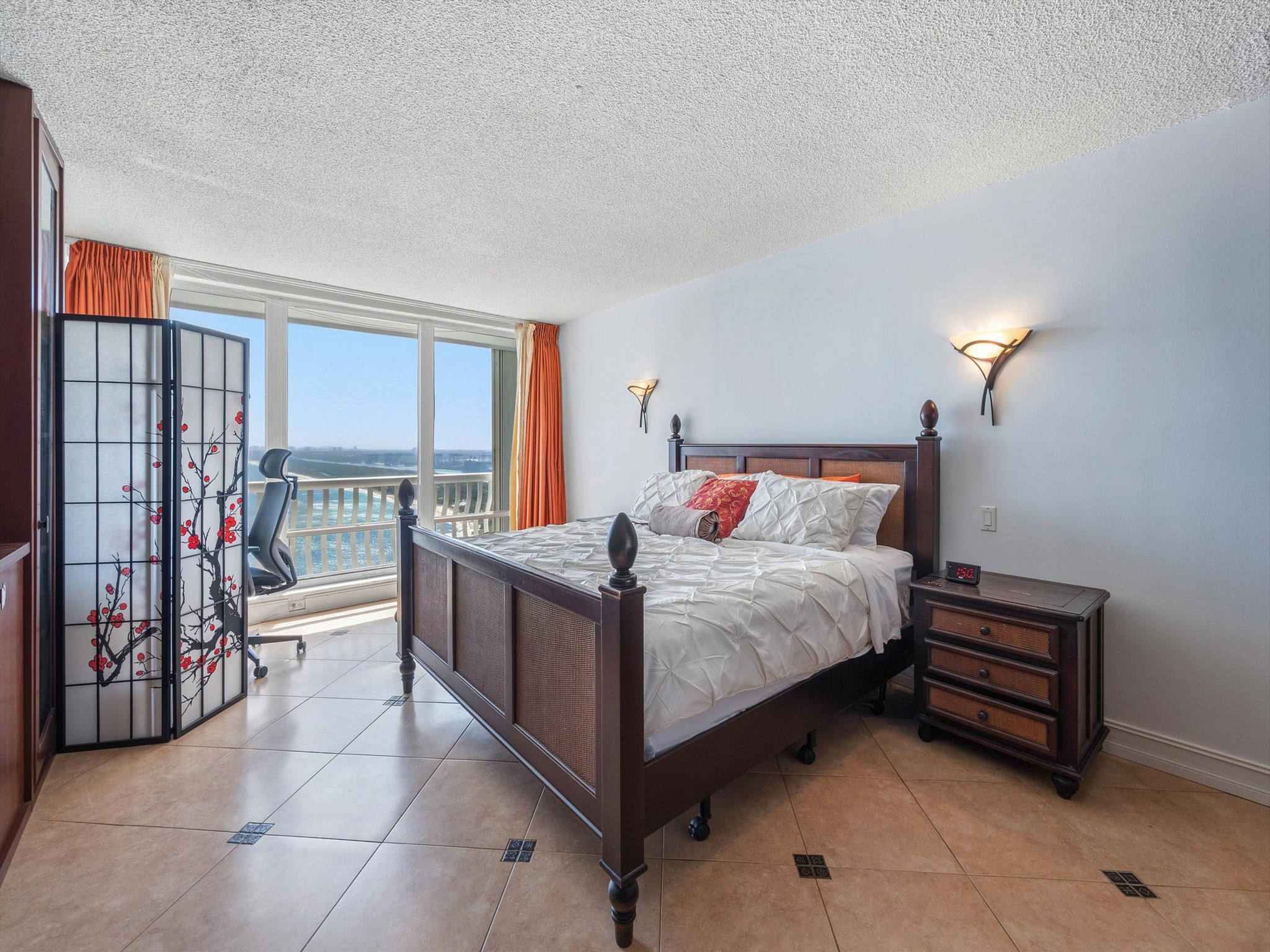 2200 S Ocean Ln #3010