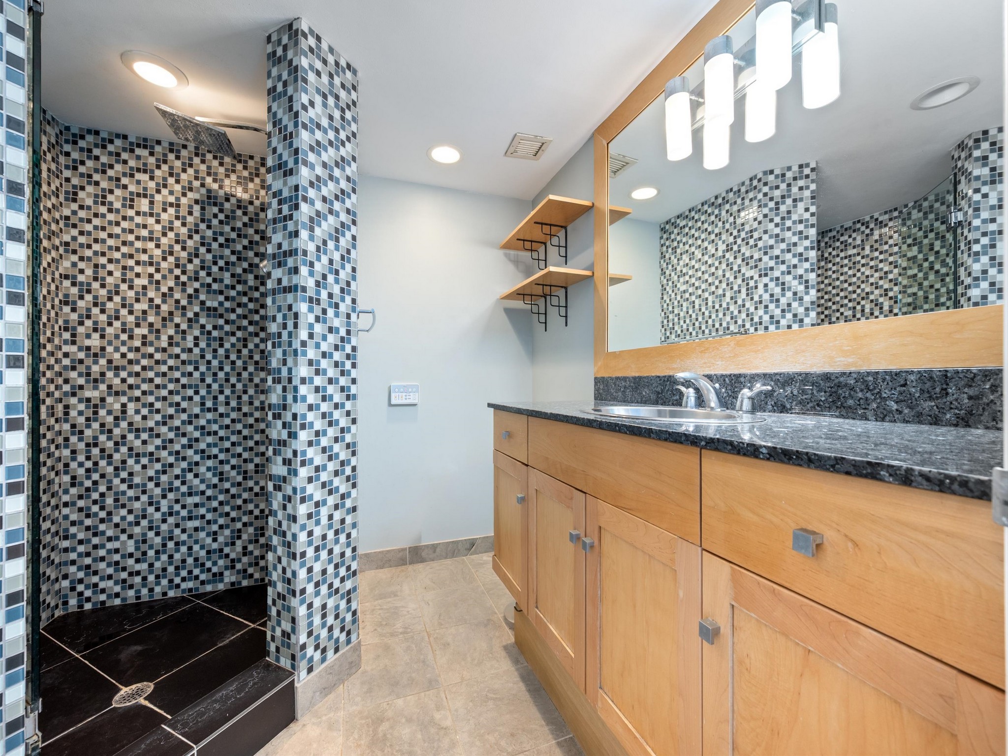 2200 S Ocean Ln #3010