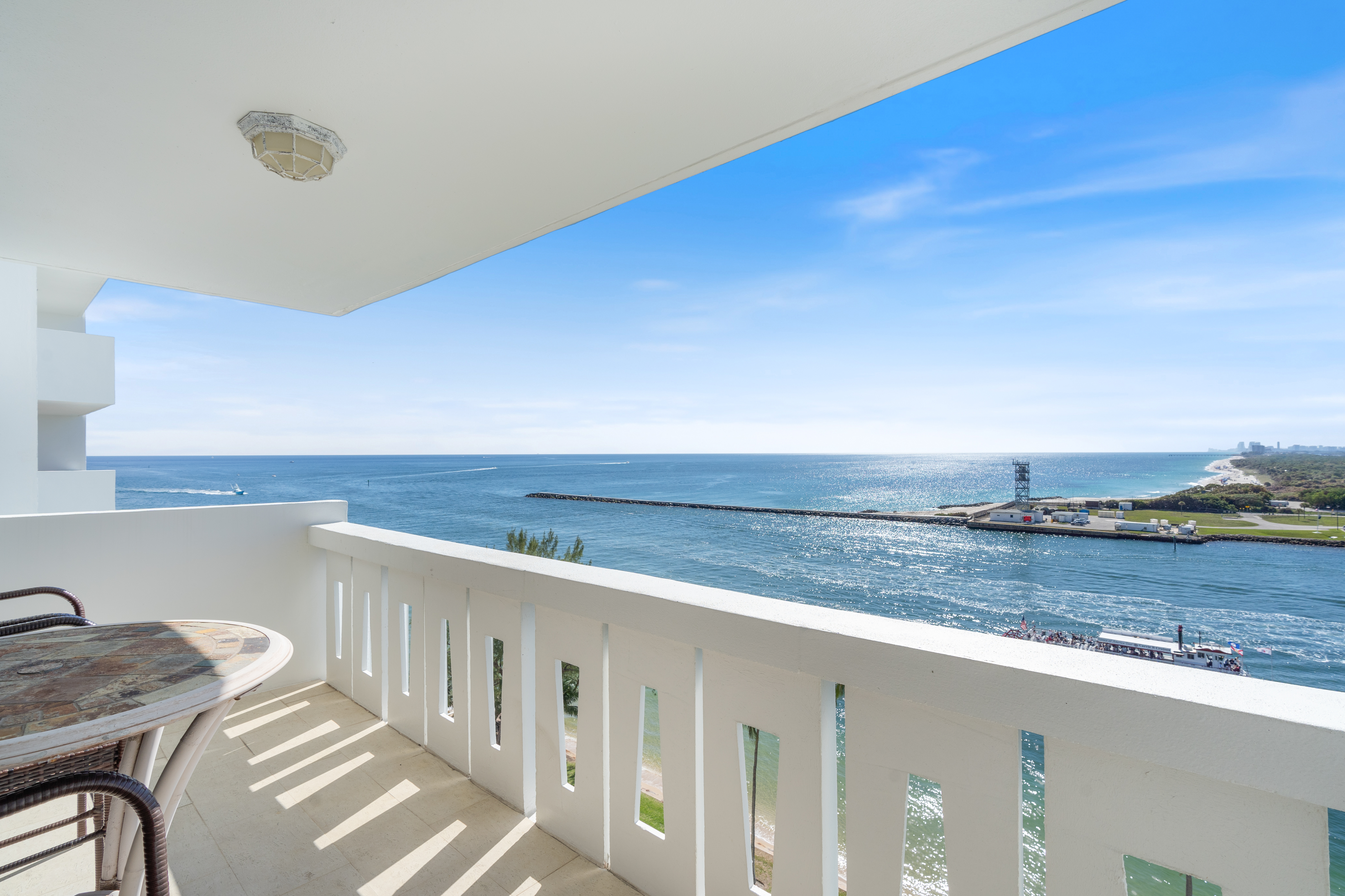 2100 S Ocean Dr Unit# 11J