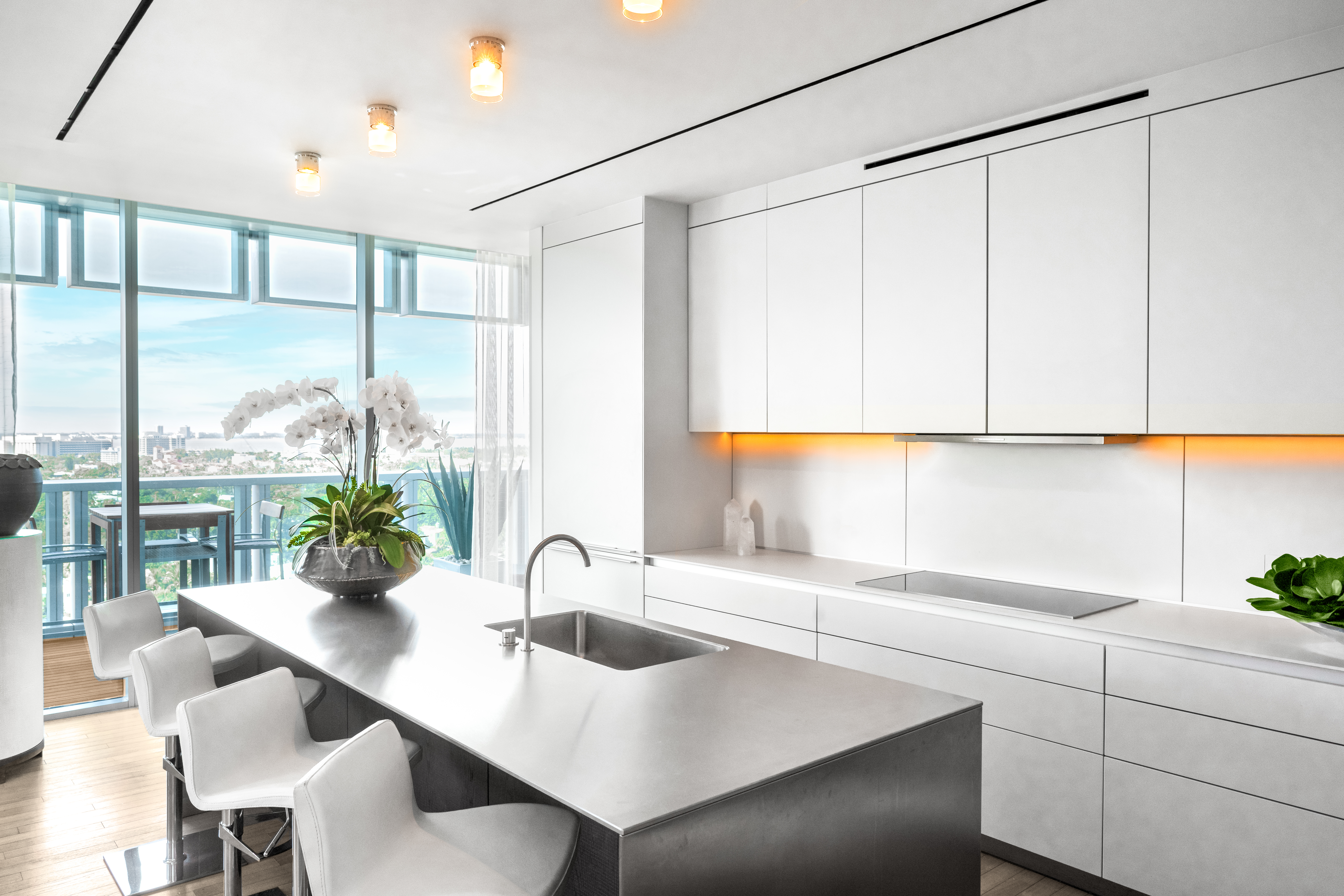 2901 E Collins Ave Unit# 1602