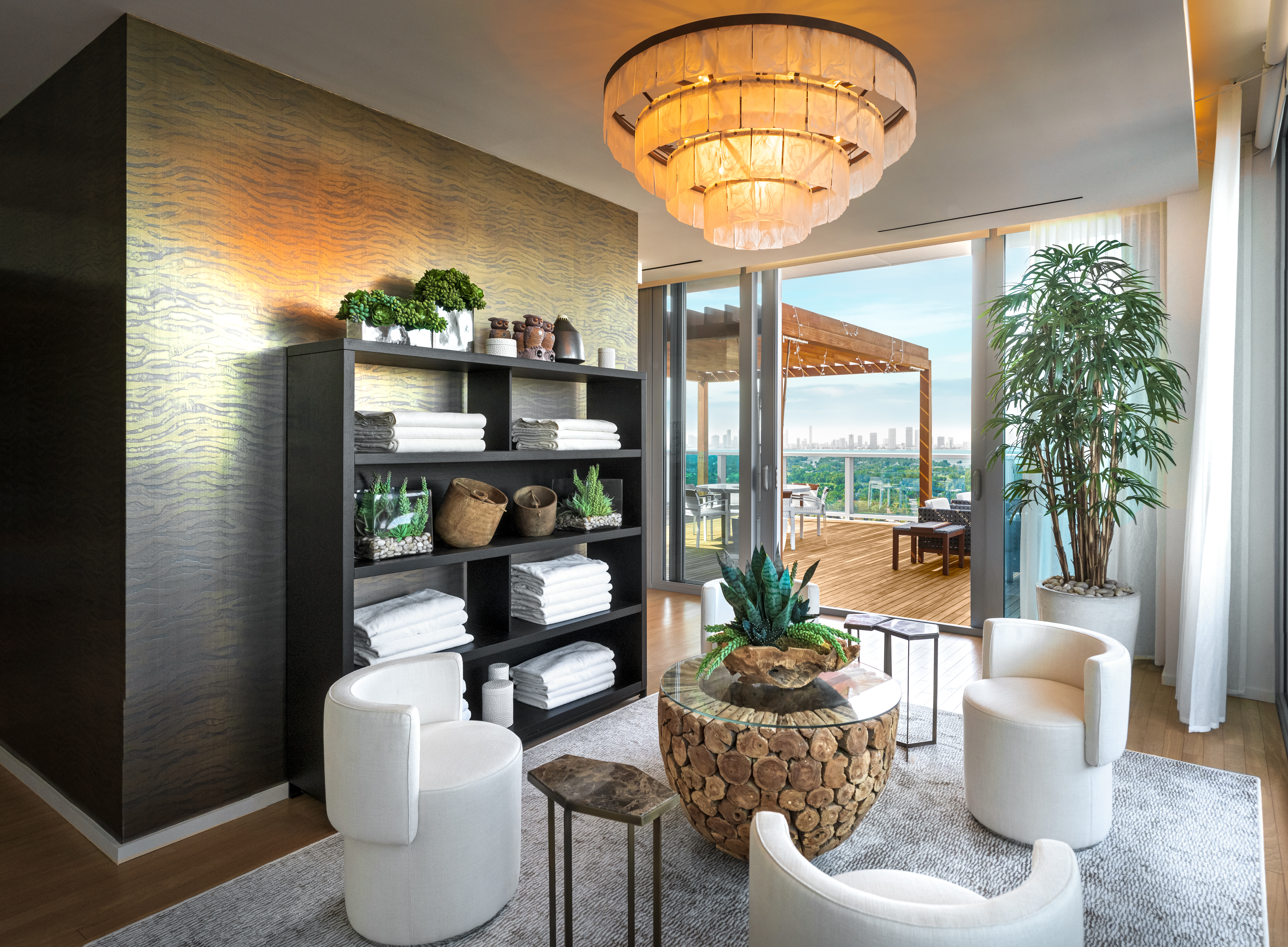 2901 E Collins Ave Unit# 1602