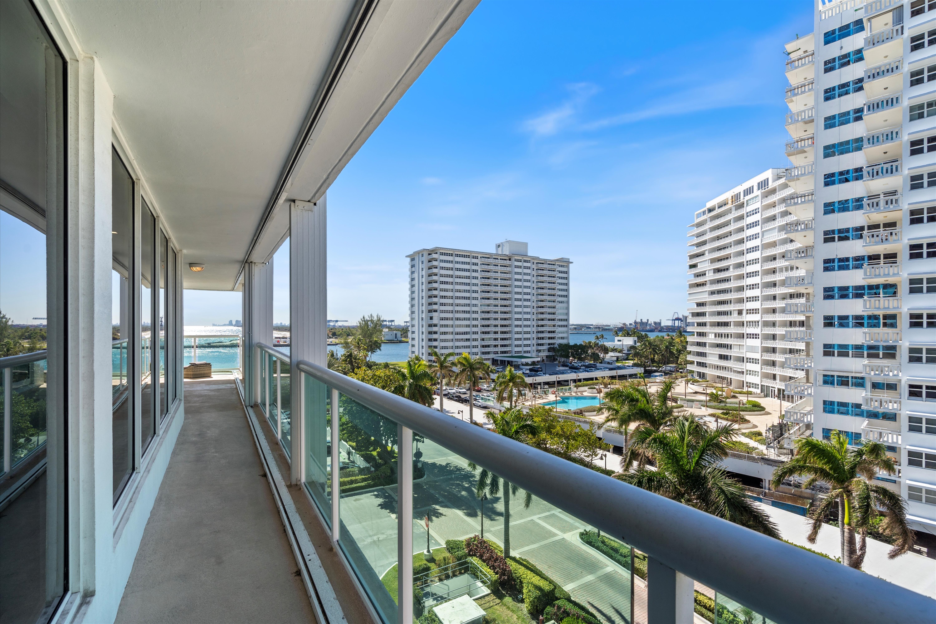 2100 S Ocean Ln #502
