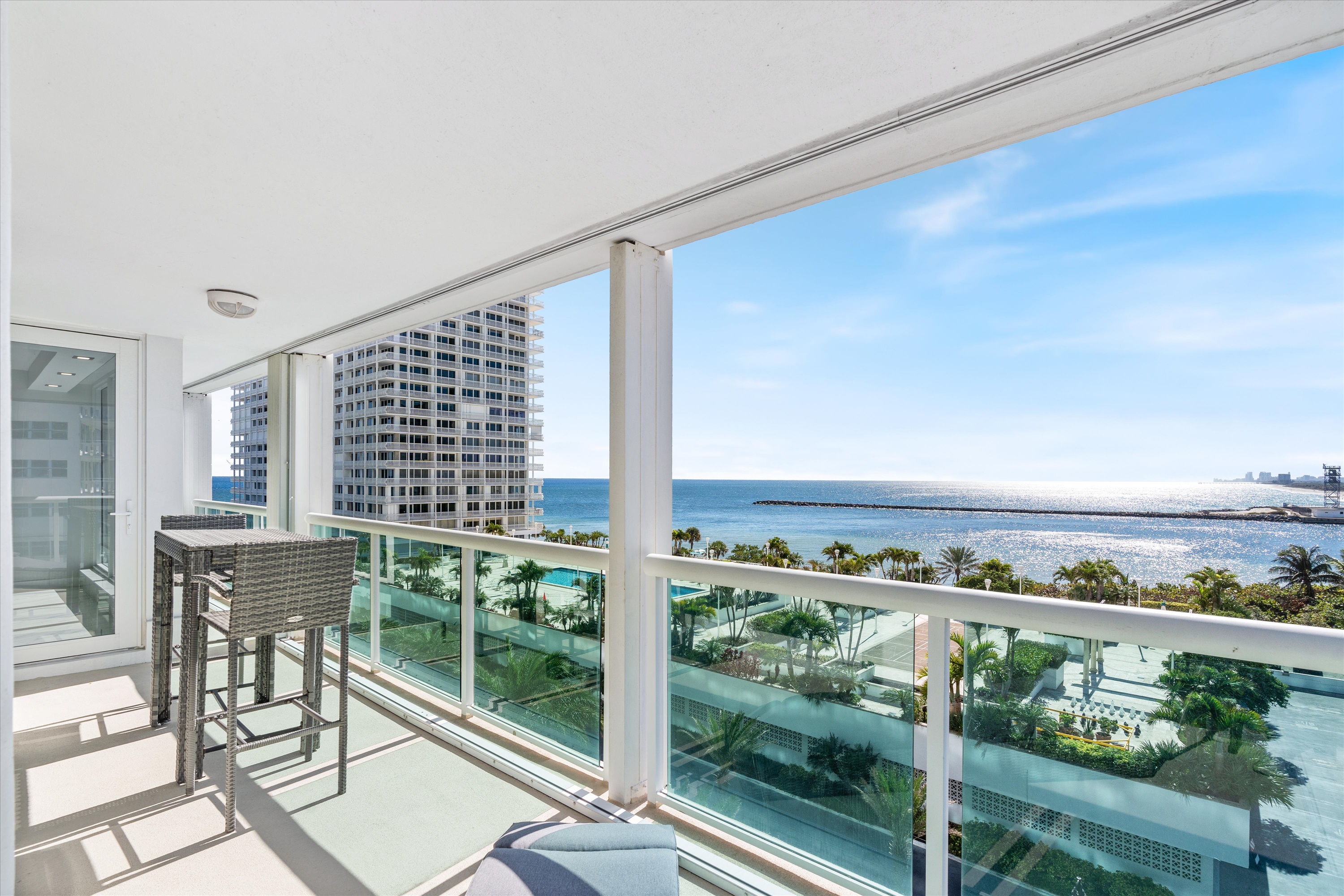 2100 S Ocean Ln #502