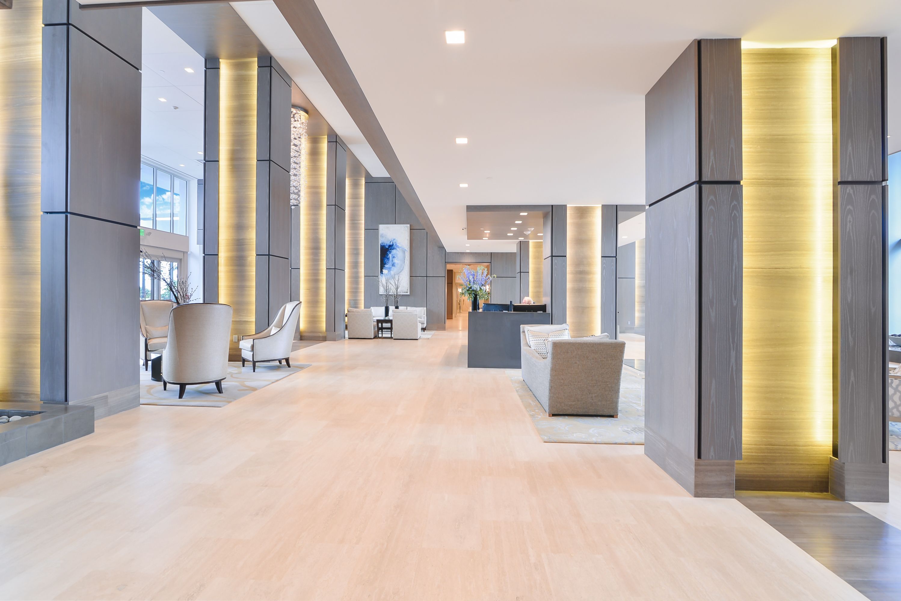 2200 S Ocean Ln #905