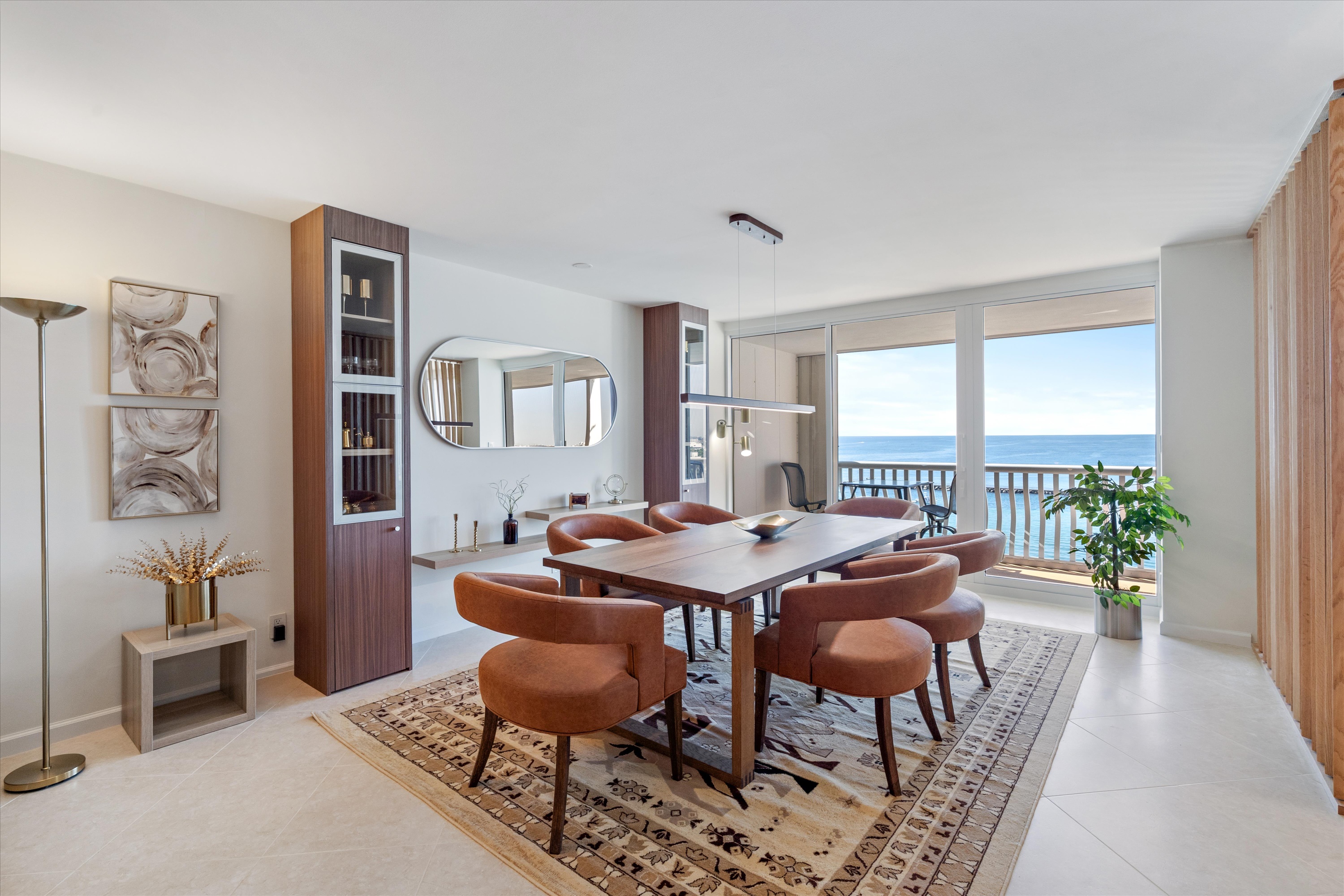 2200 S Ocean Ln #905