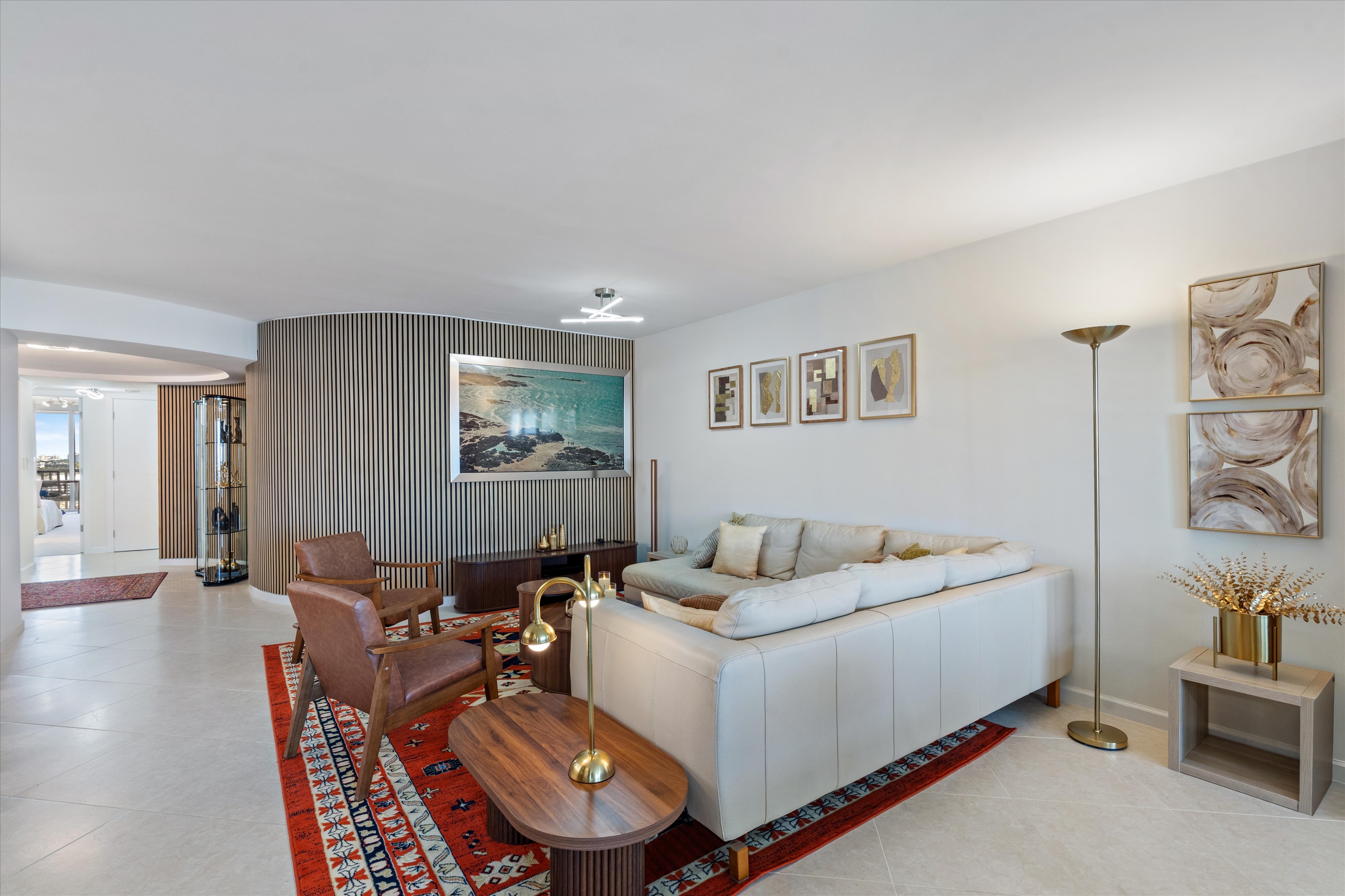 2200 S Ocean Ln #905