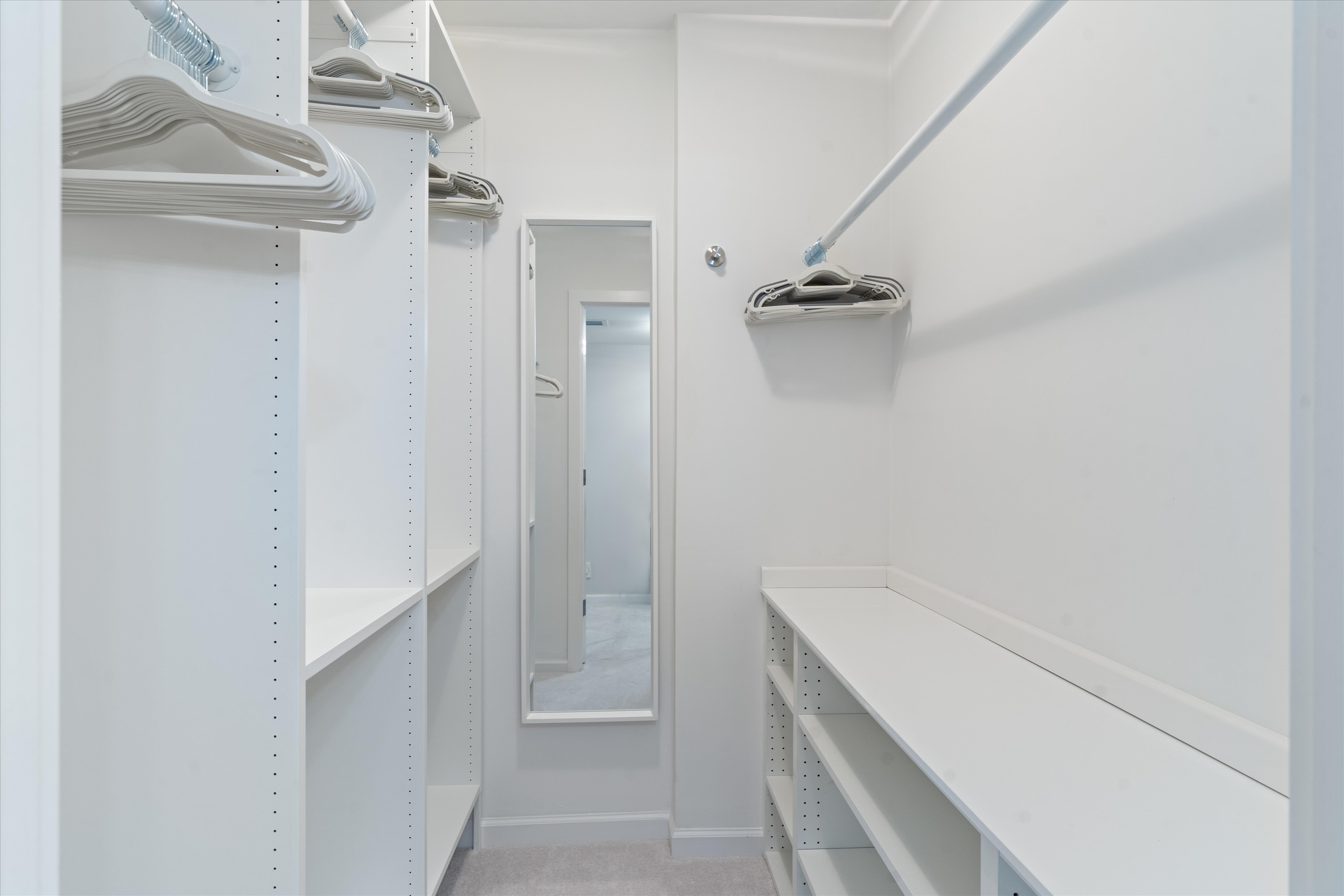 2200 S Ocean Ln #905