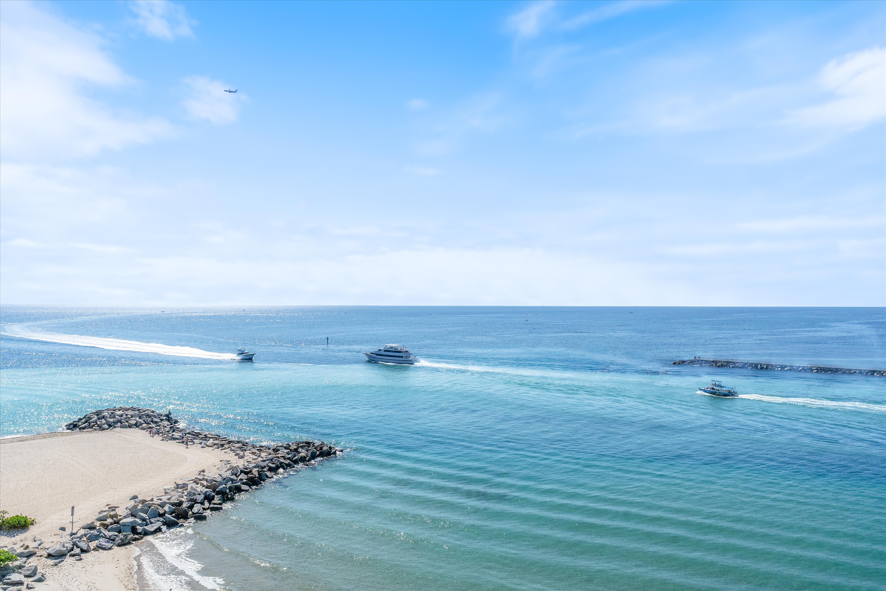 2200 S Ocean Ln #905