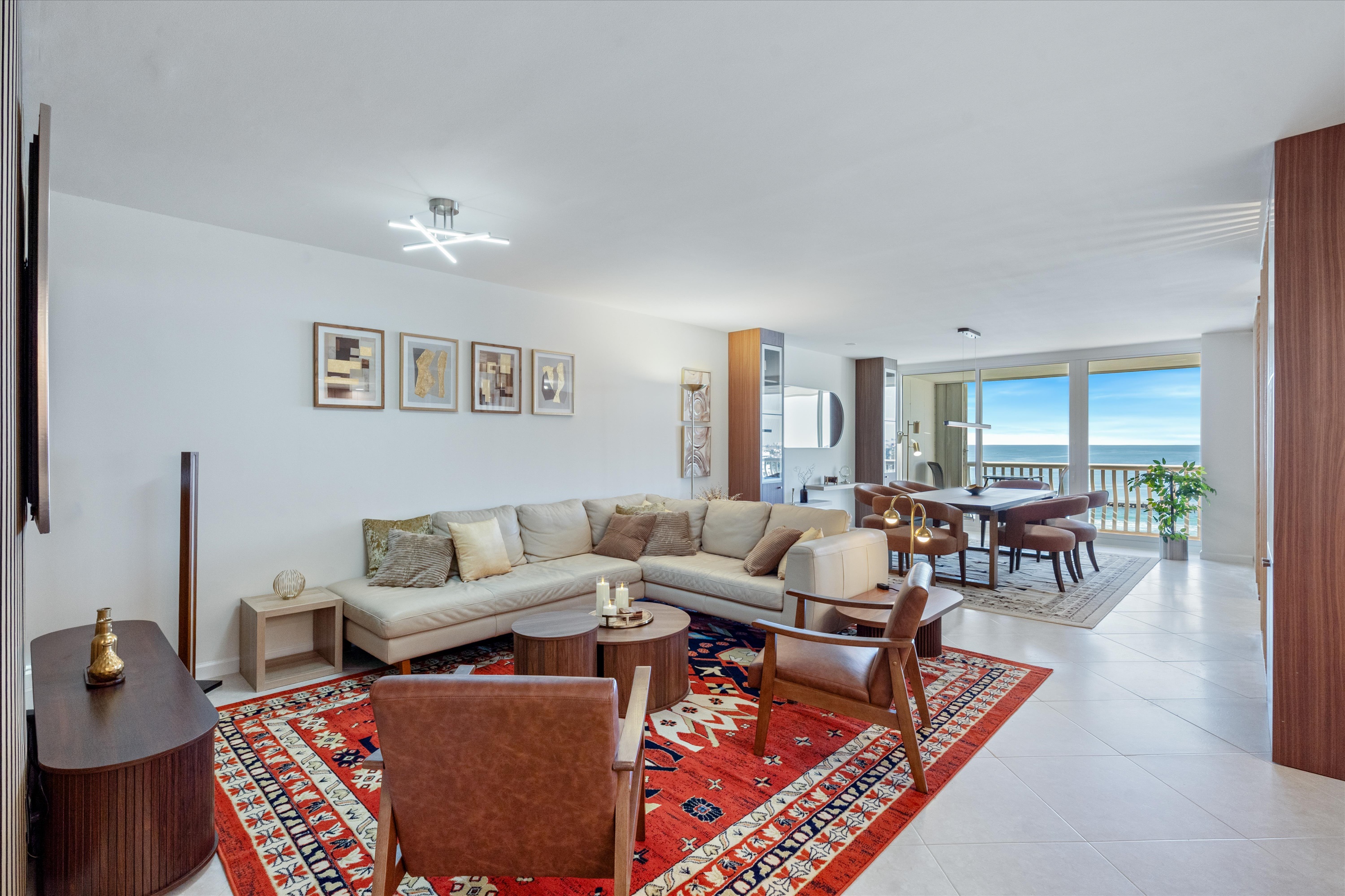 2200 S Ocean Ln #905