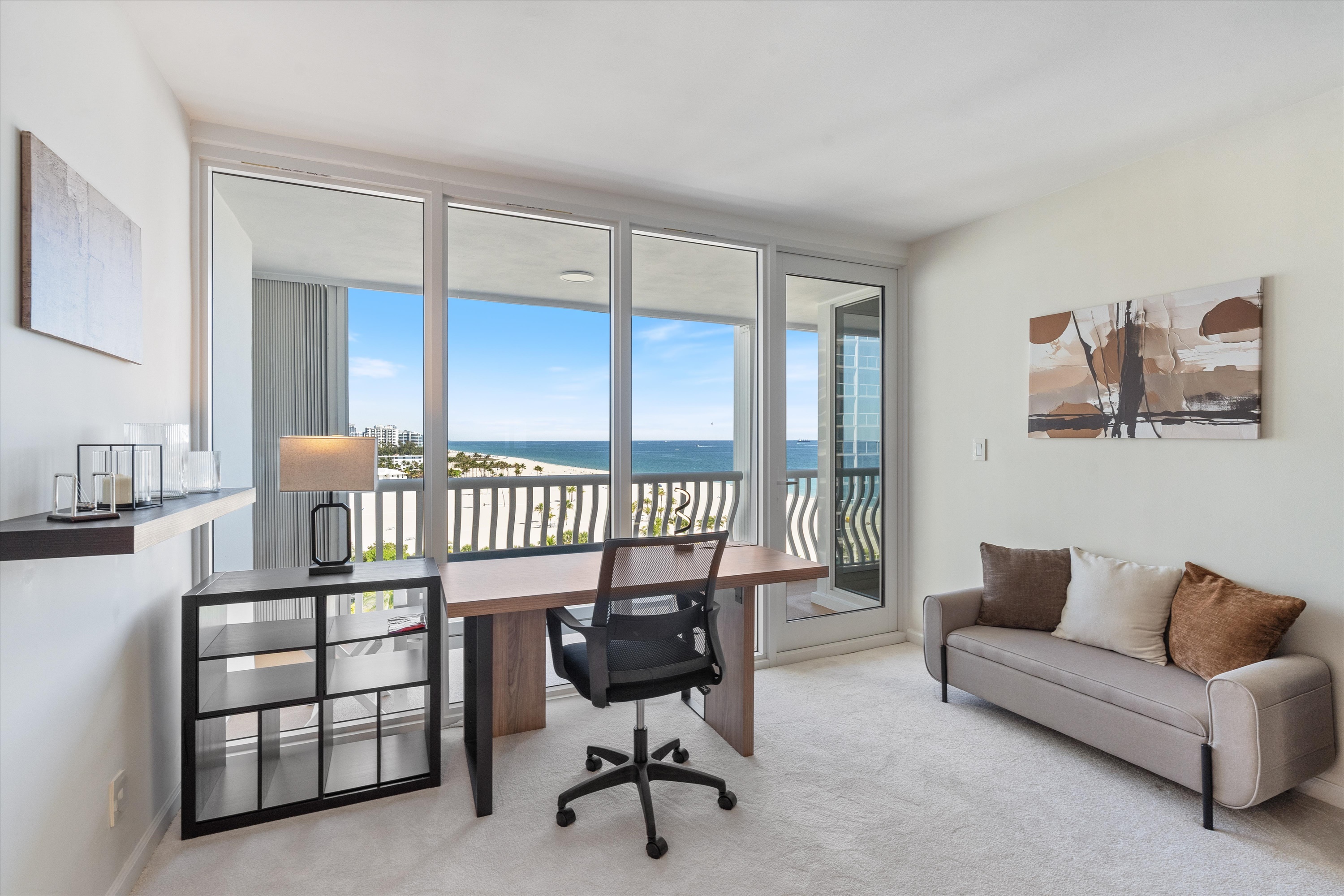 2200 S Ocean Ln #905